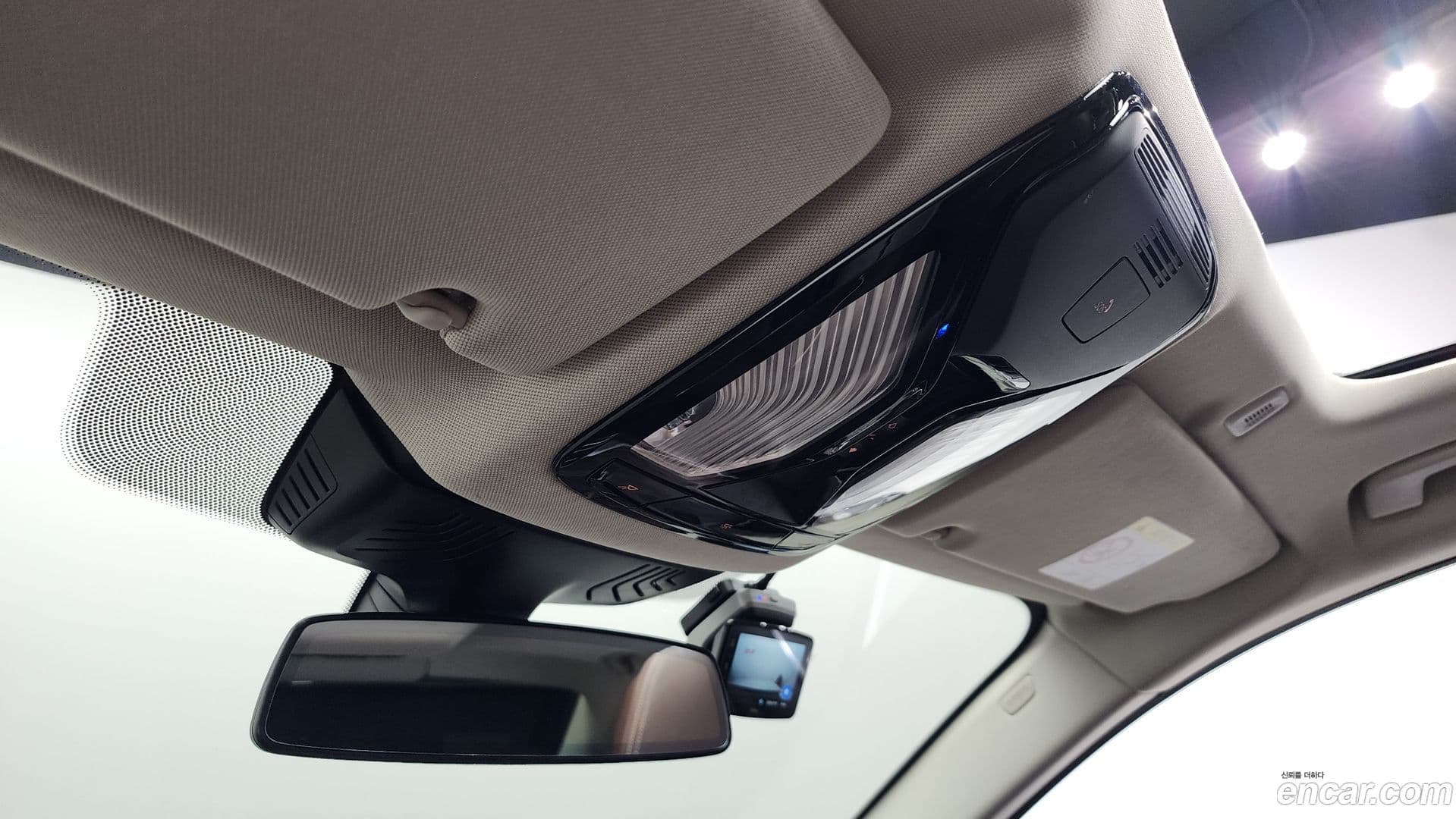 Main__Slider__Photo:5-Series BMW 2023.6-18