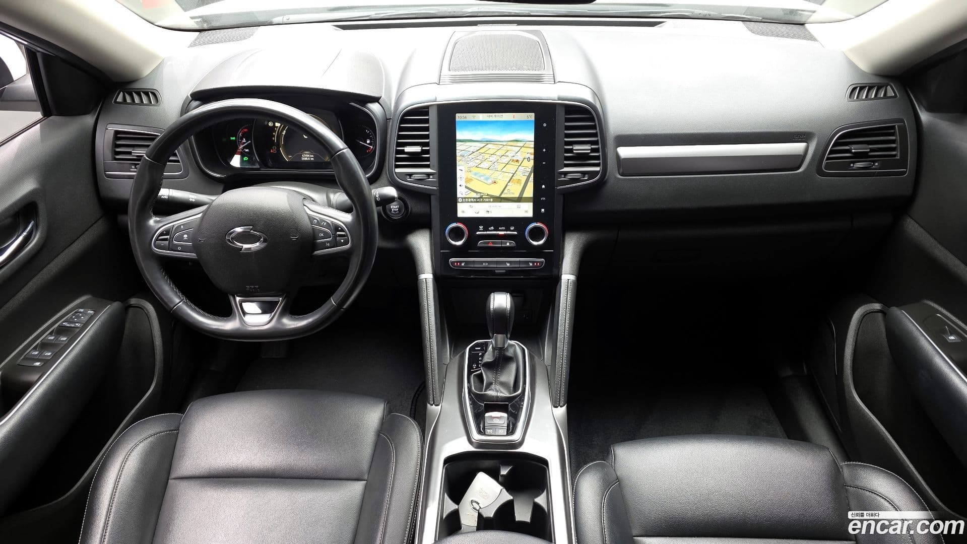 Main__Slider__Photo:QM6 Renault-KoreaSamsung 2022.6-6