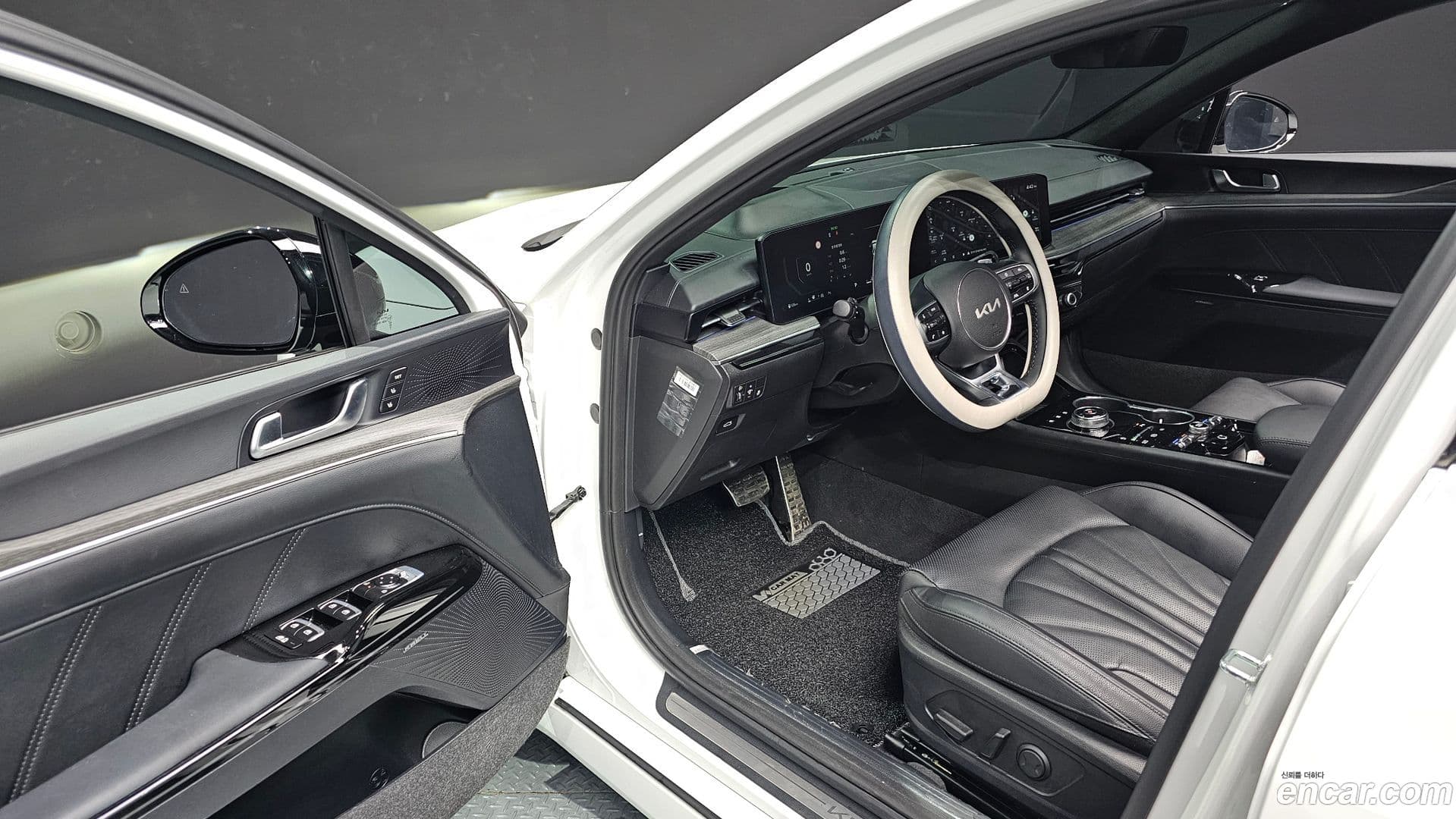 Main__Slider__Photo:K5 Kia 2023.10-17