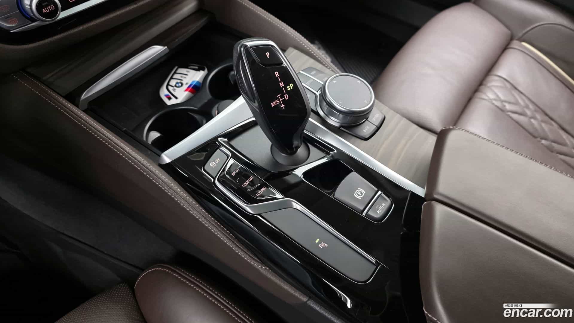 5-Series BMW 2019.11-INNER-009