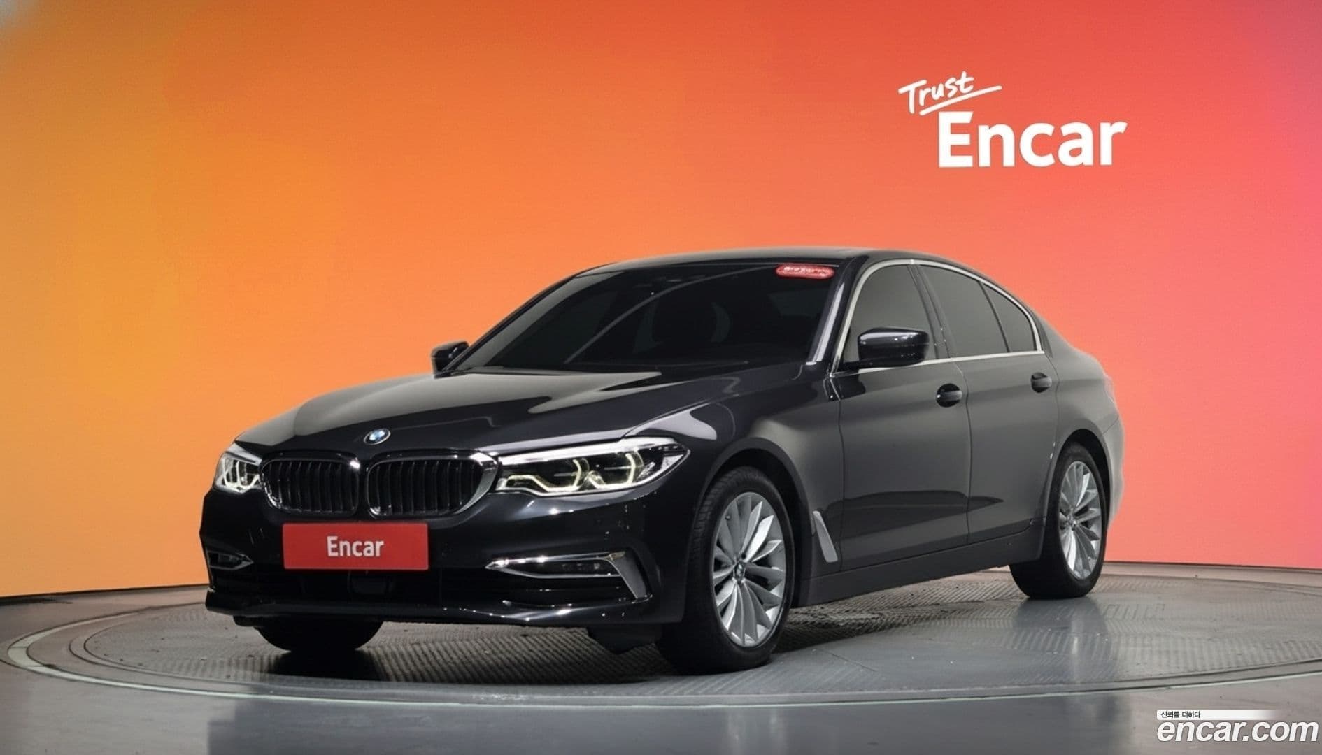 Main__Slider__Photo:5-Series BMW 2019.11-0