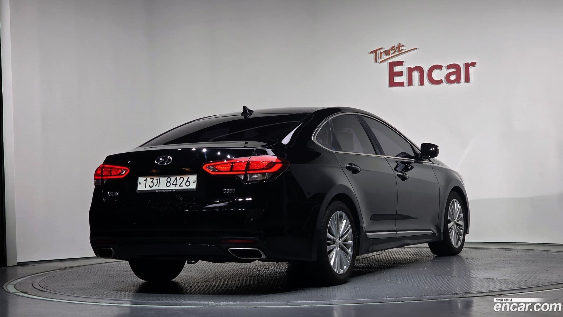 Main__Slider__Photo:Aslan Hyundai 2015.6-1