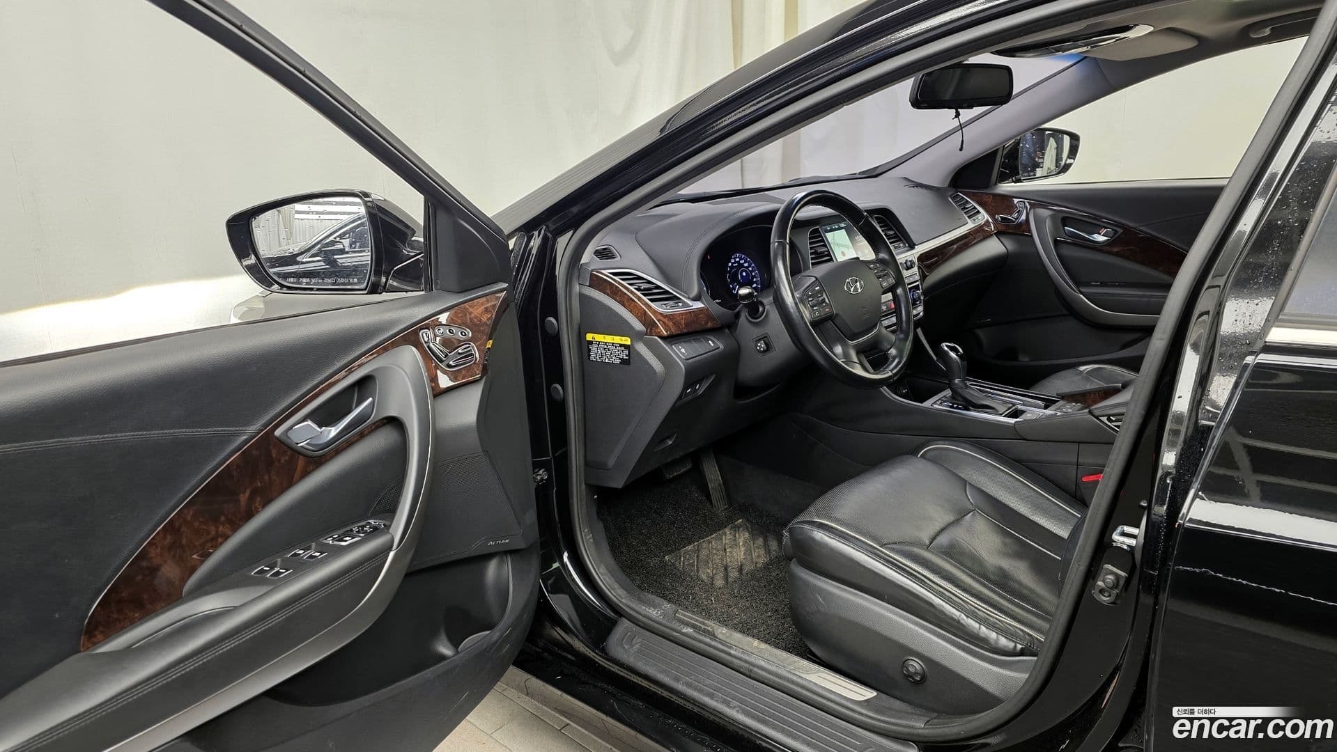 Main__Slider__Photo:Aslan Hyundai 2015.6-9