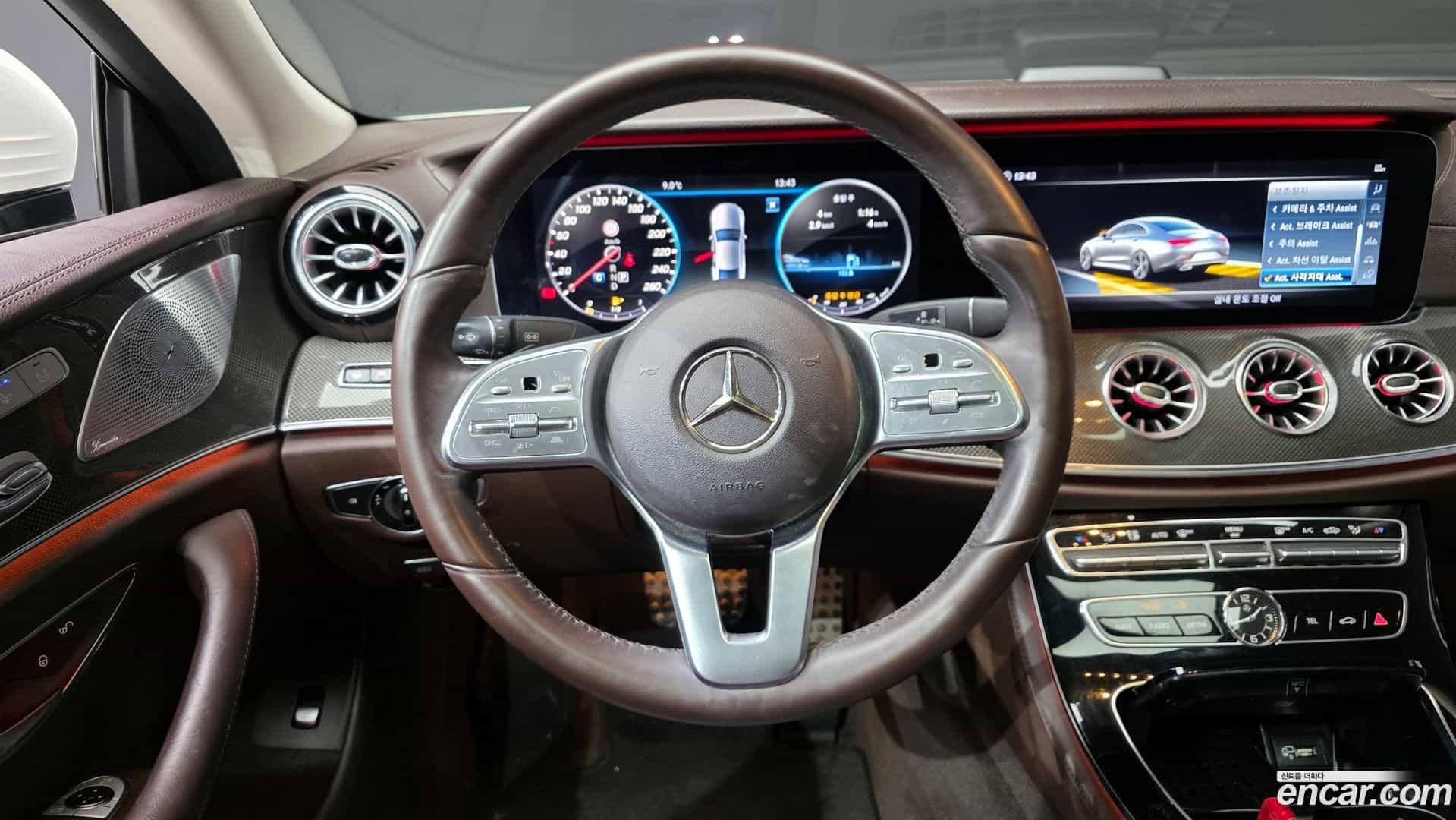 CLS-Class Mercedes-Benz 2018.10-OPTION-017