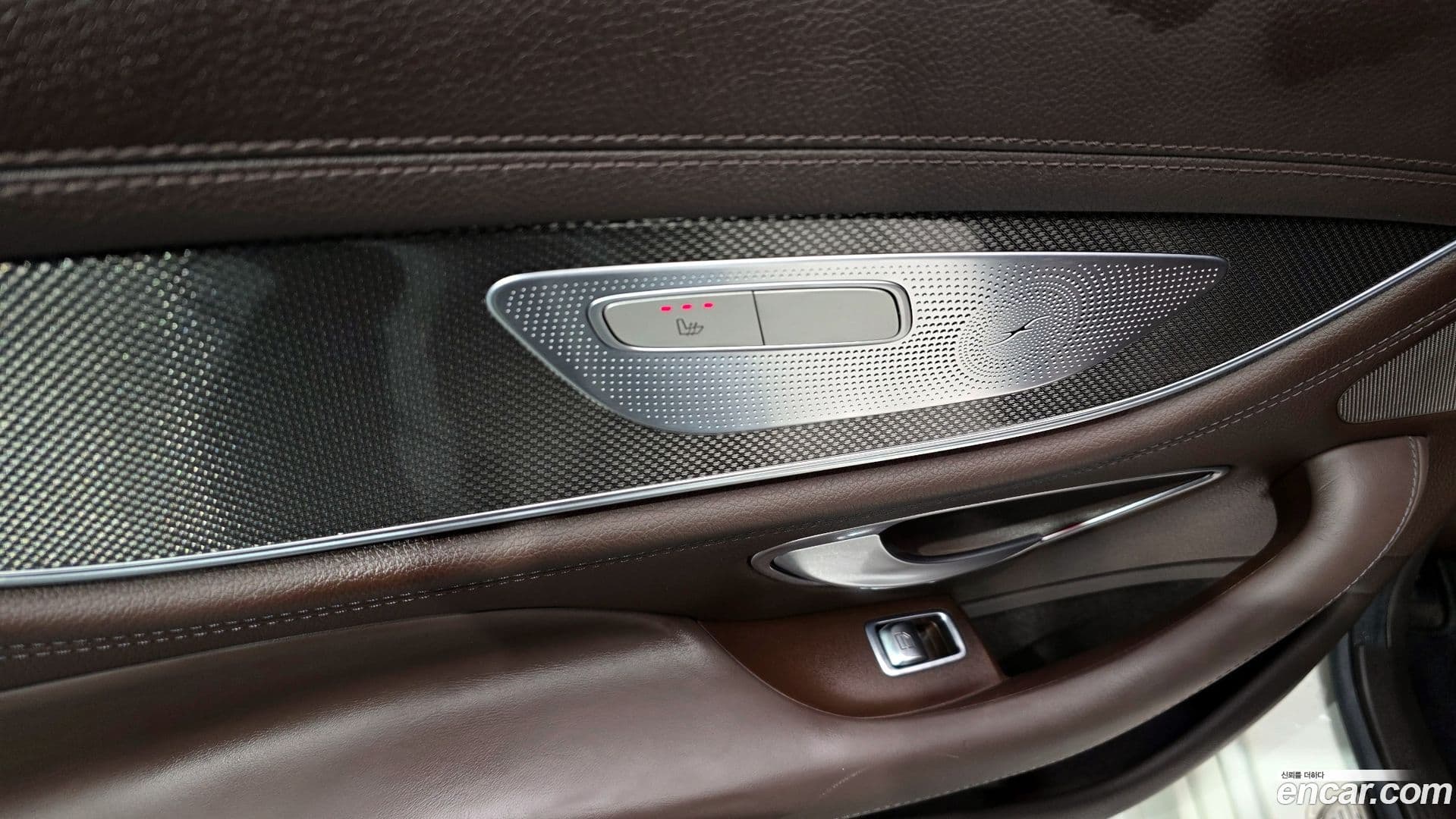 Main__Slider__Photo:CLS-Class Mercedes-Benz 2018.10-16