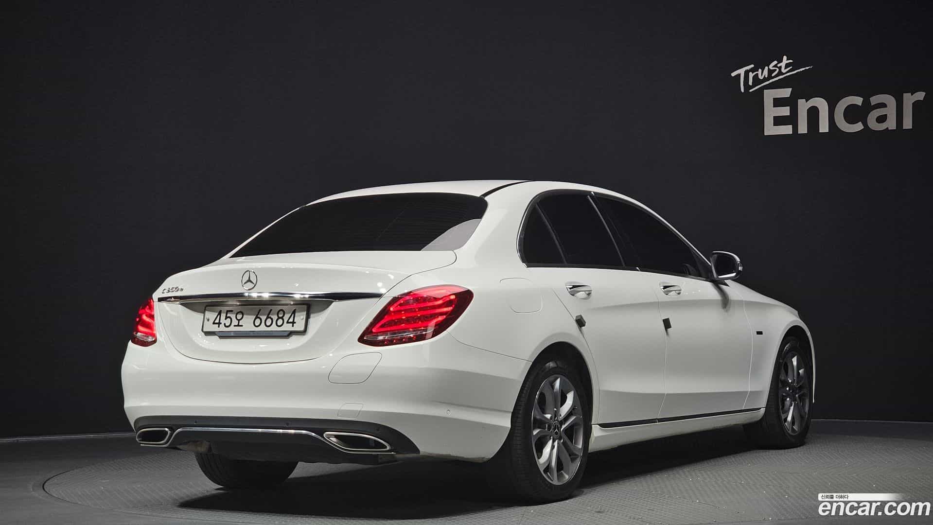 C-Class Mercedes-Benz 2018.11-OUTER-002