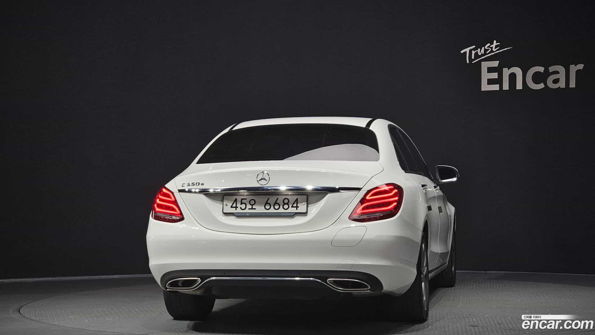 C-Class Mercedes-Benz 2018.11-OUTER-004