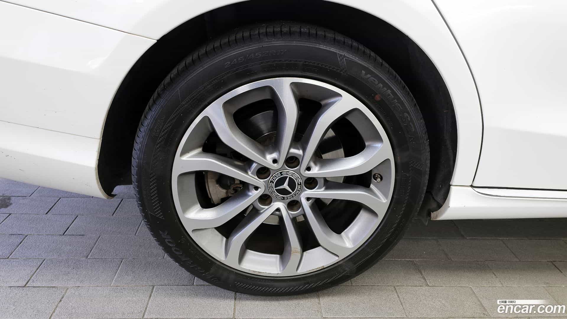 C-Class Mercedes-Benz 2018.11-OUTER-005