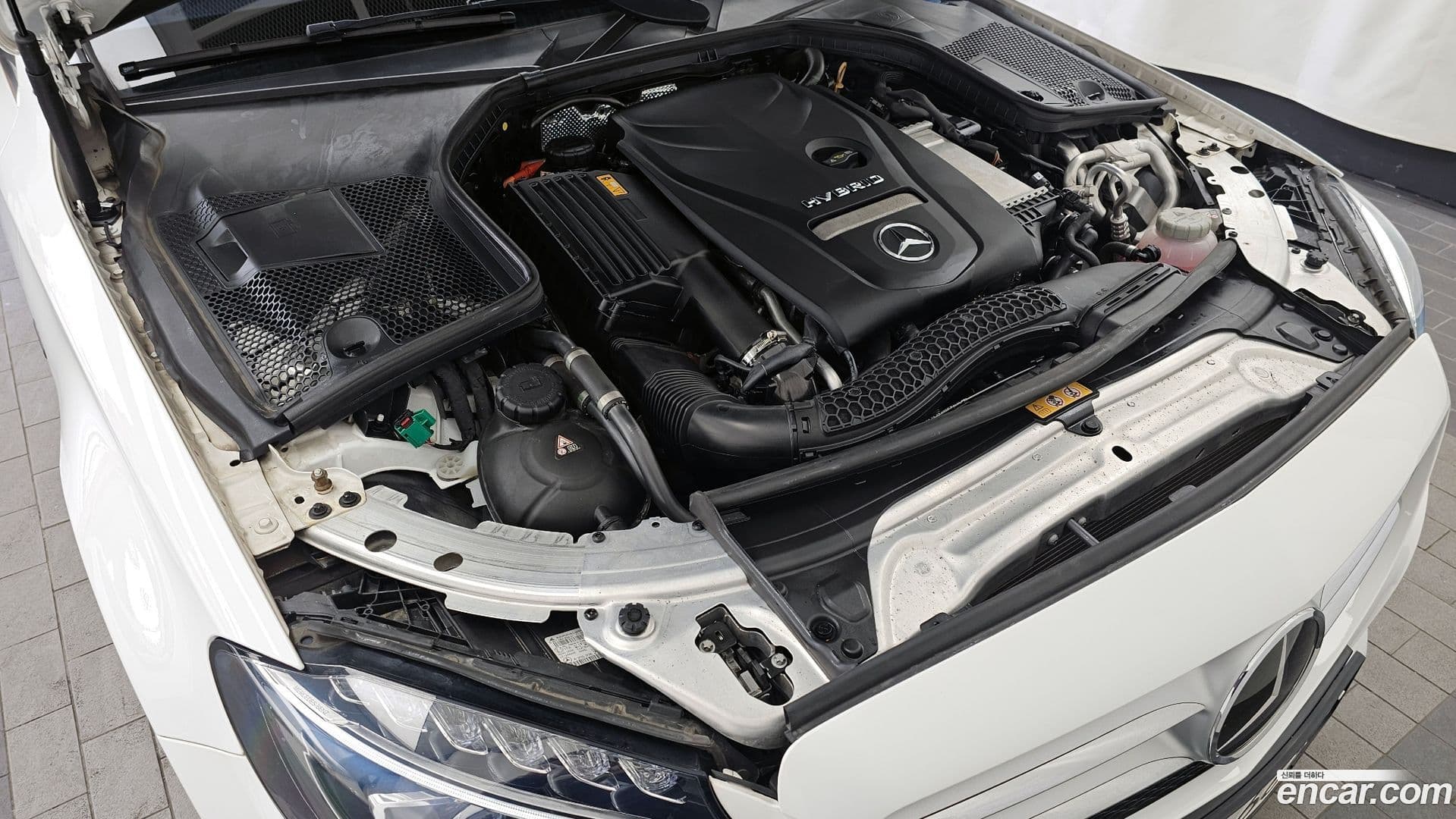 Main__Slider__Photo:C-Class Mercedes-Benz 2018.11-5