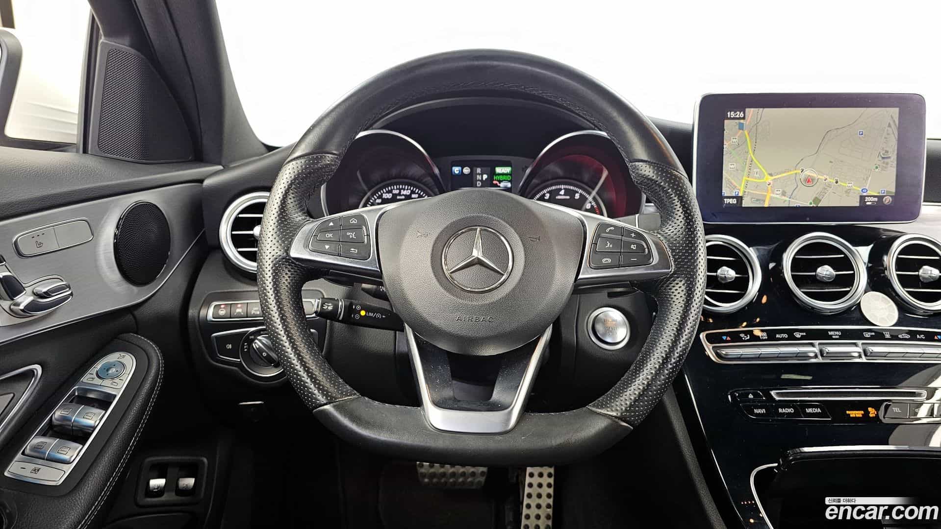 C-Class Mercedes-Benz 2018.11-OPTION-017