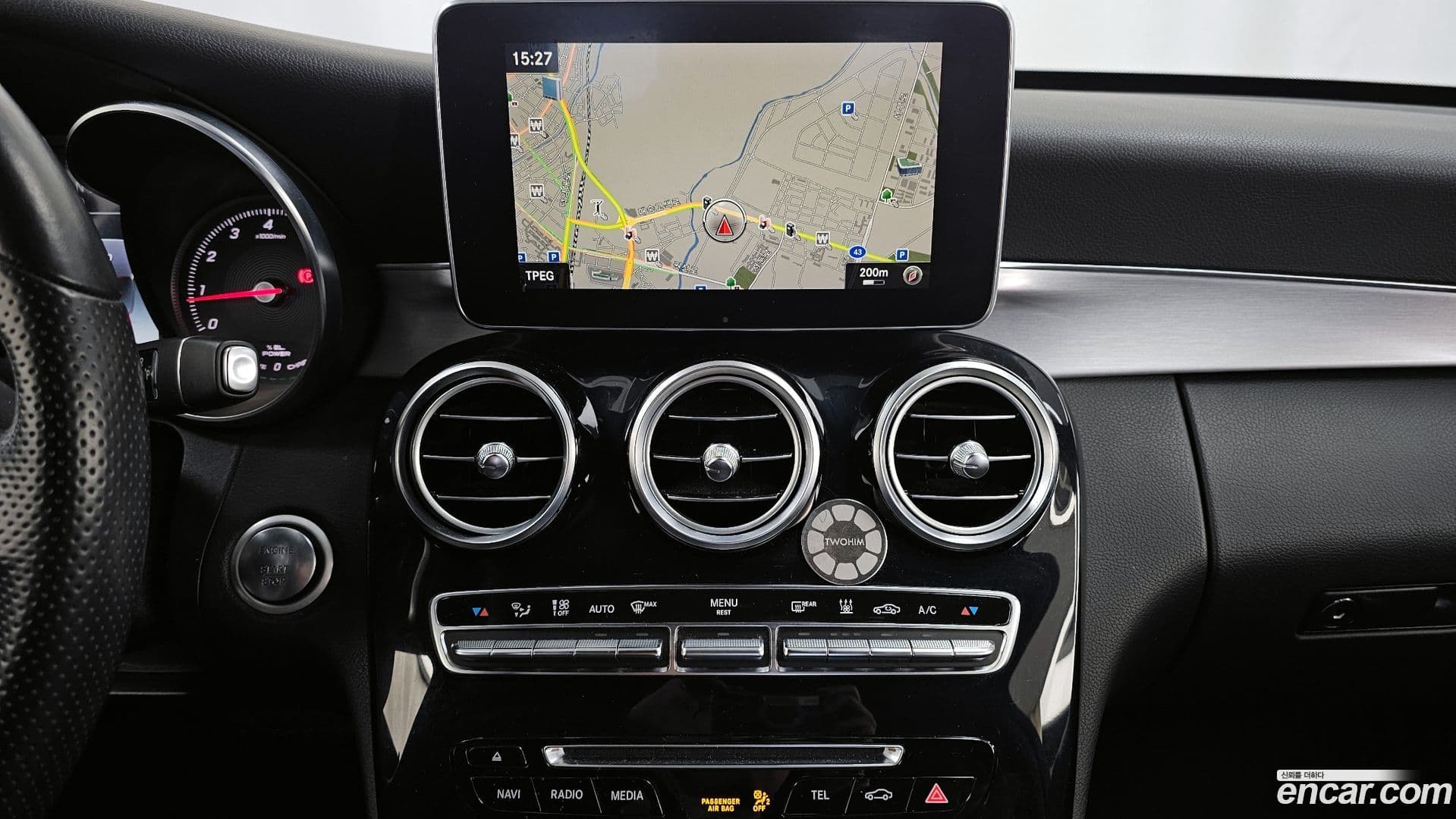 Main__Slider__Photo:C-Class Mercedes-Benz 2018.11-13