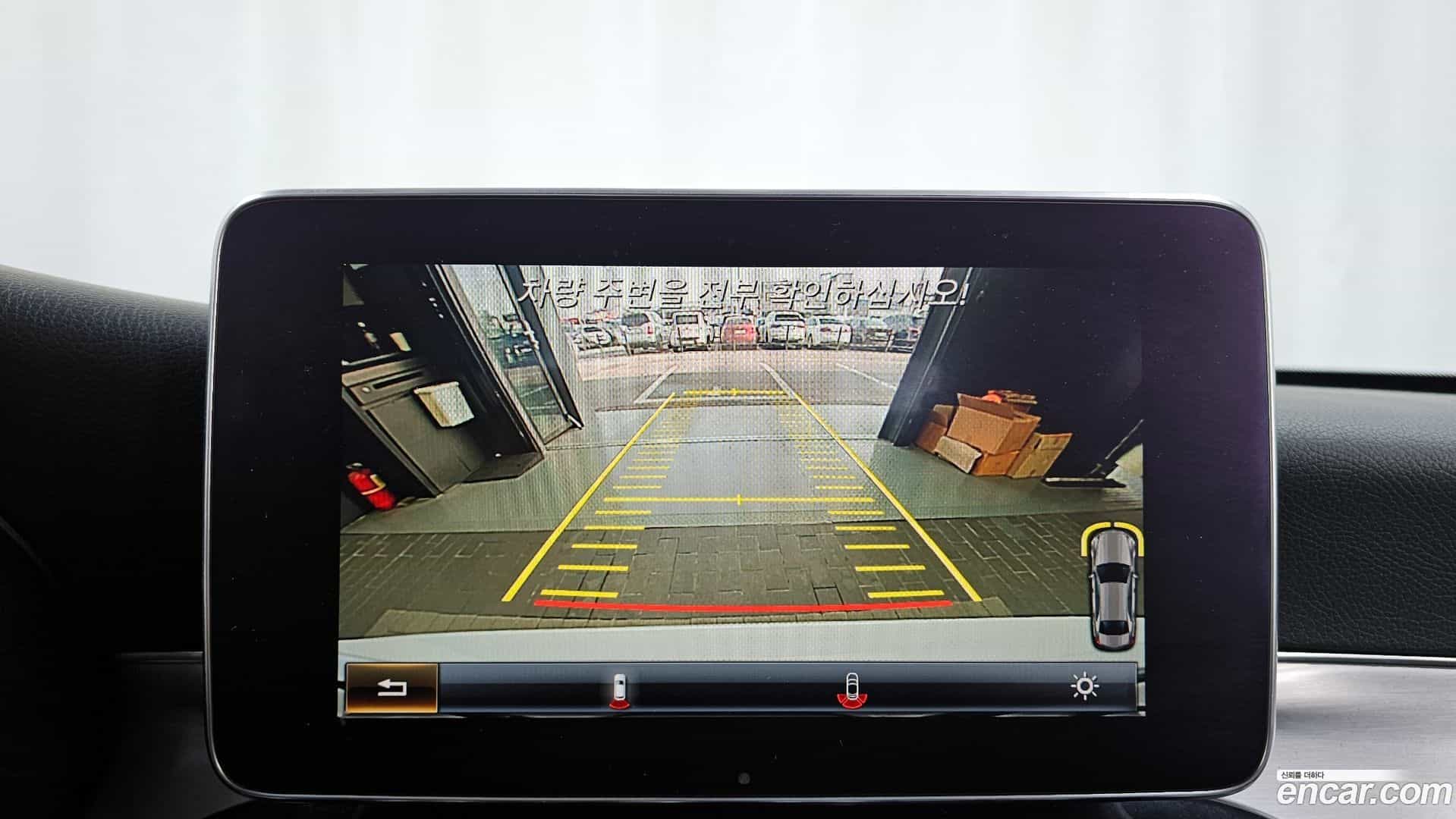 C-Class Mercedes-Benz 2018.11-OPTION-019