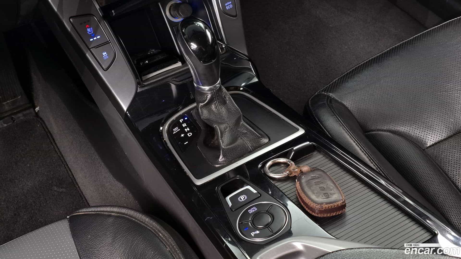 i40 Hyundai 2014.0-INNER-009