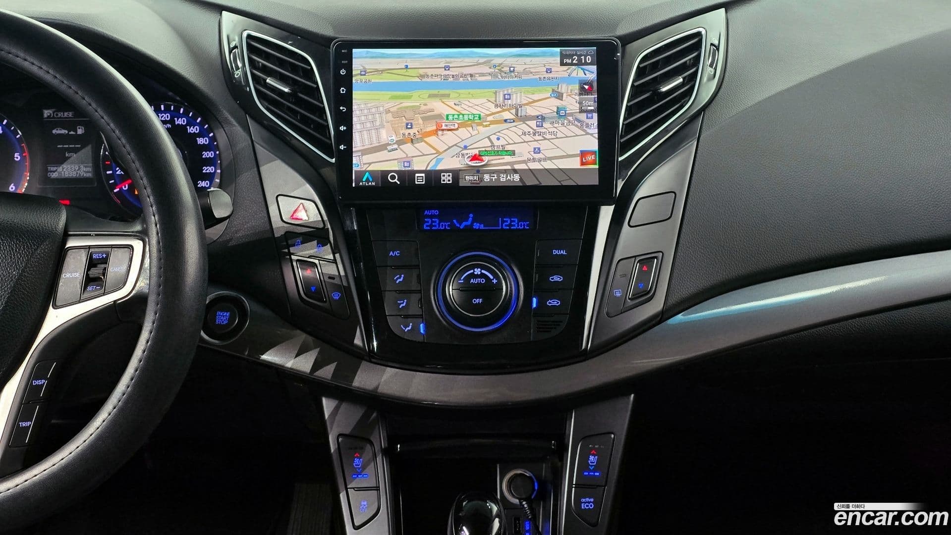 Main__Slider__Photo:i40 Hyundai 2014.0-16