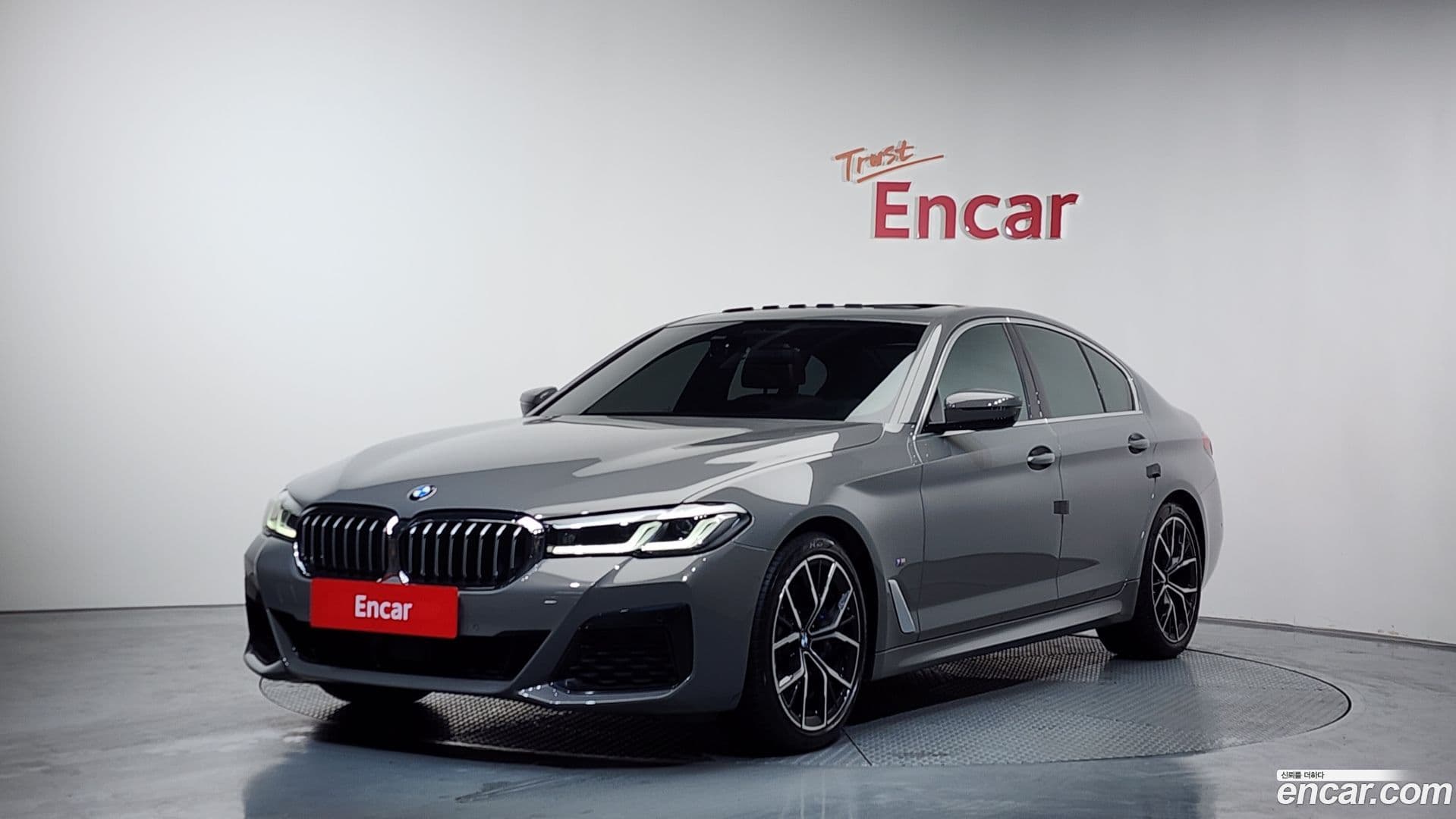 Main__Slider__Photo:5-Series BMW 2022.1-0