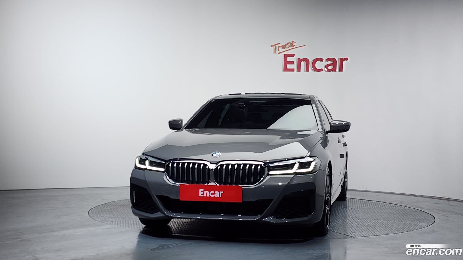 Main__Slider__Photo:5-Series BMW 2022.1-2