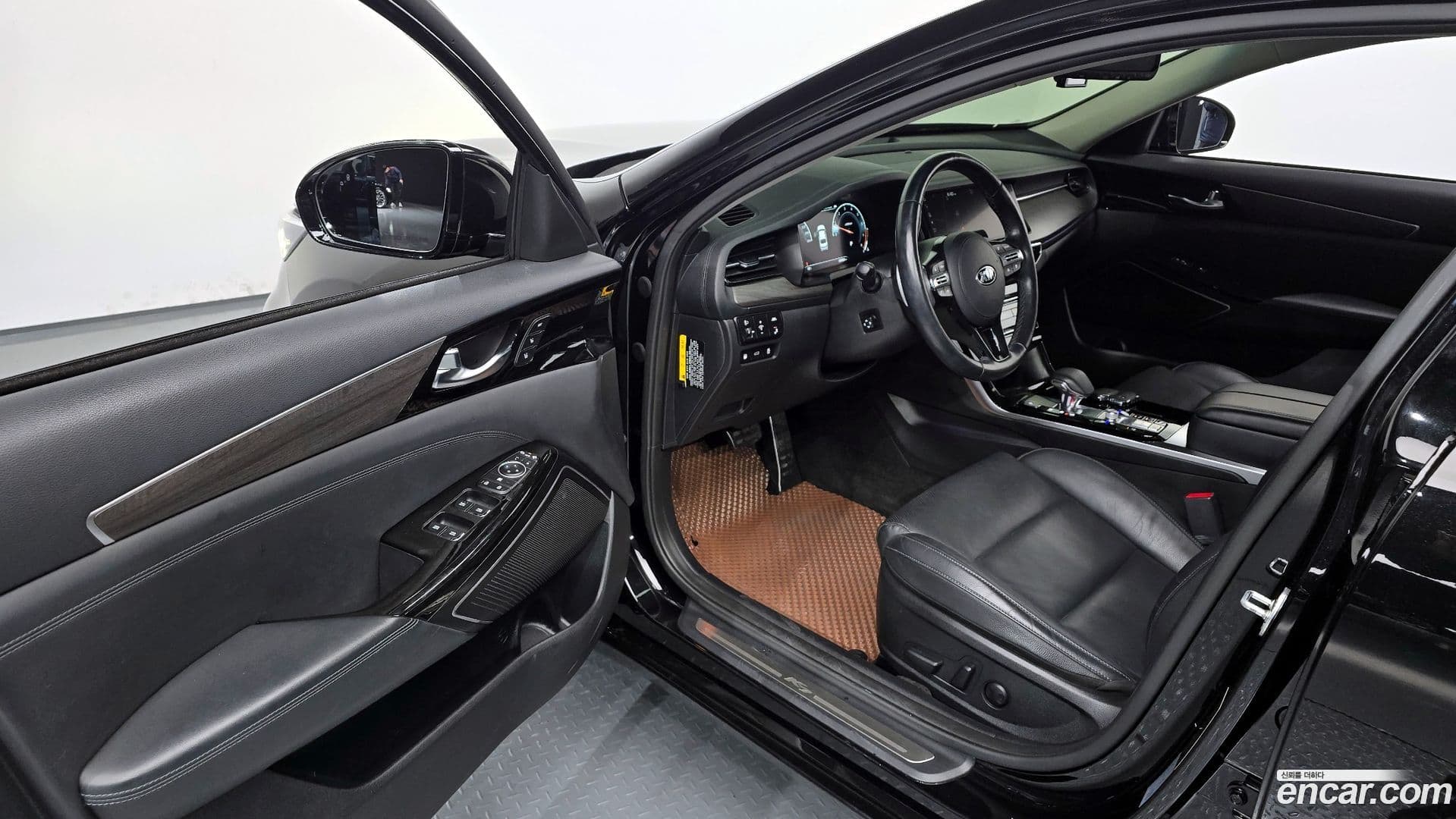 Main__Slider__Photo:K7 Kia 2019.9-9