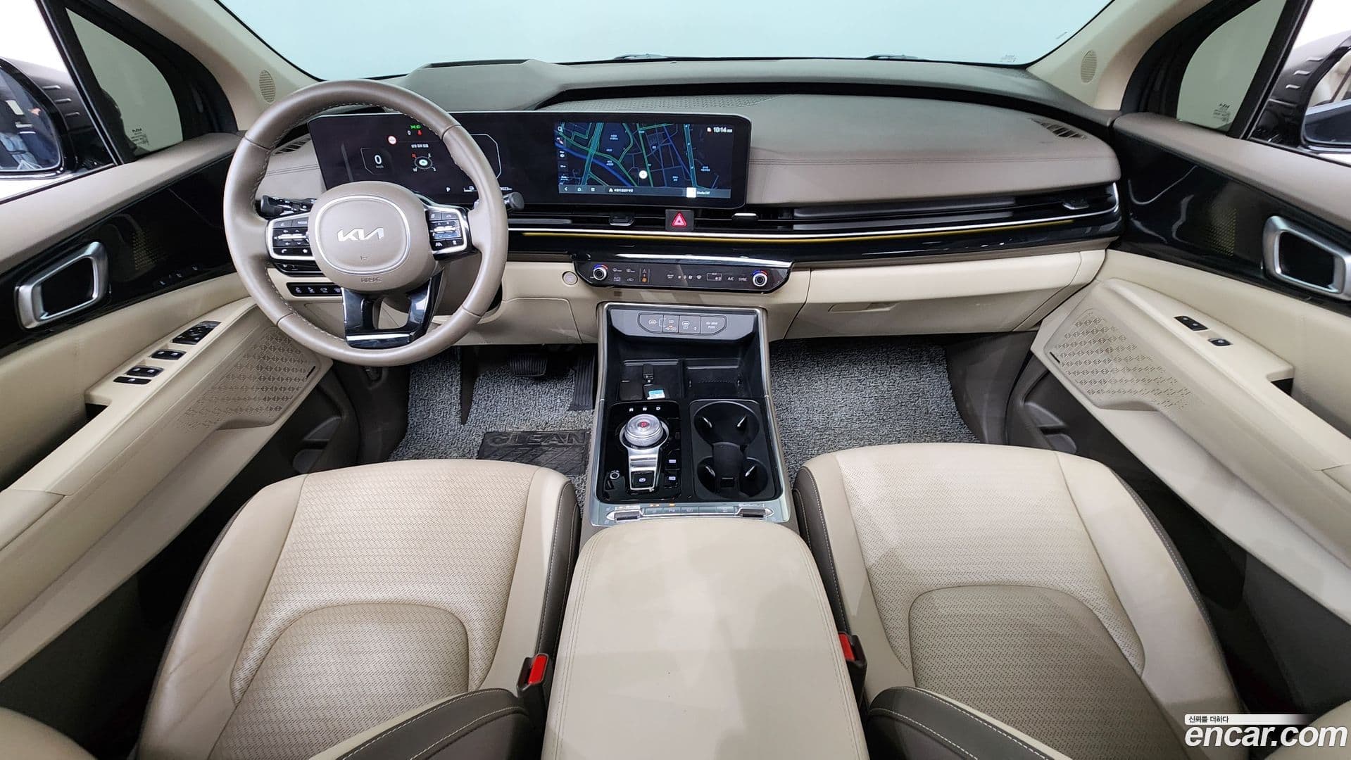 Main__Slider__Photo:Canival Kia 2024.6-6