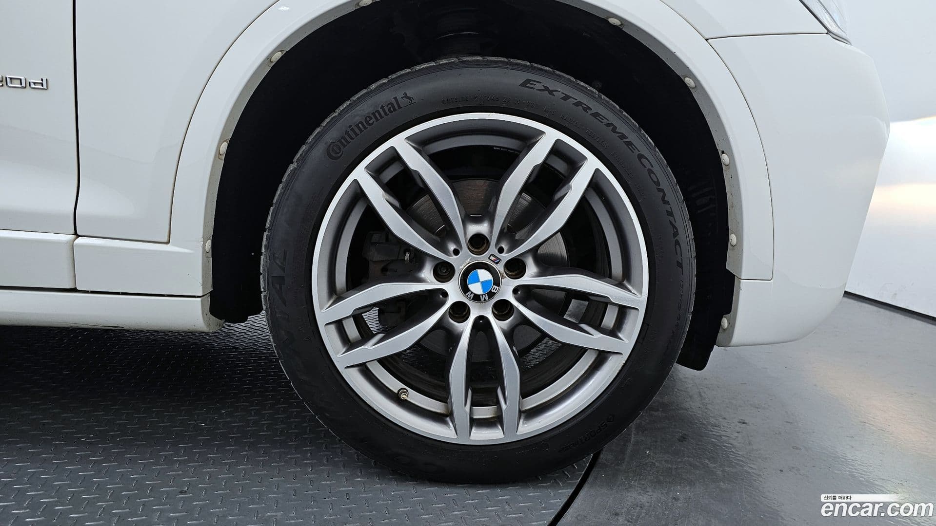 Main__Slider__Photo:X3 BMW 2017.3-4