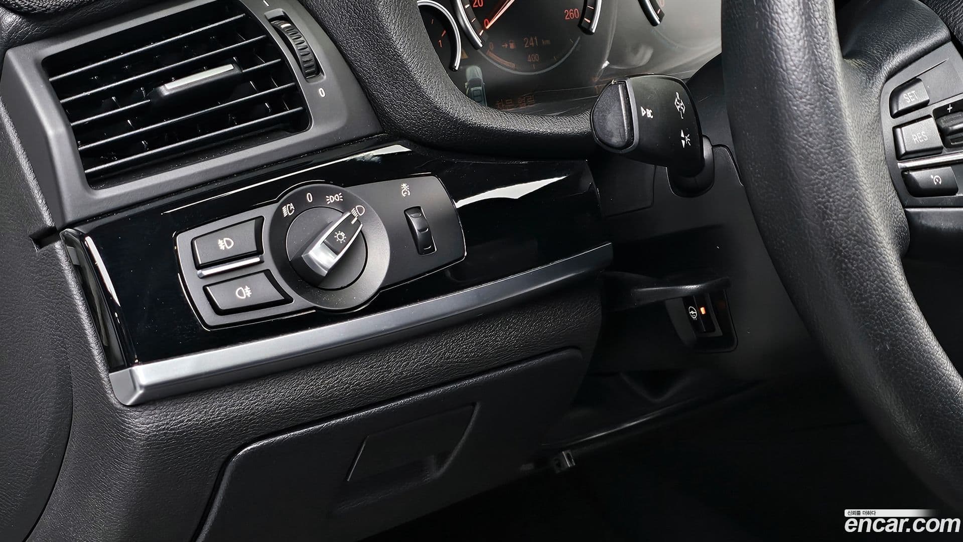 Main__Slider__Photo:X3 BMW 2017.3-15