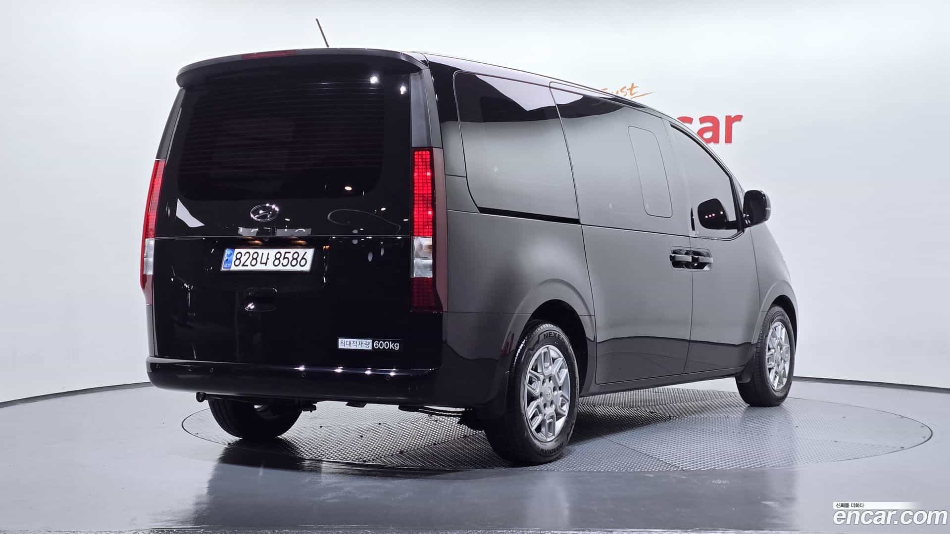 Staria Hyundai 2024.0-OUTER-002