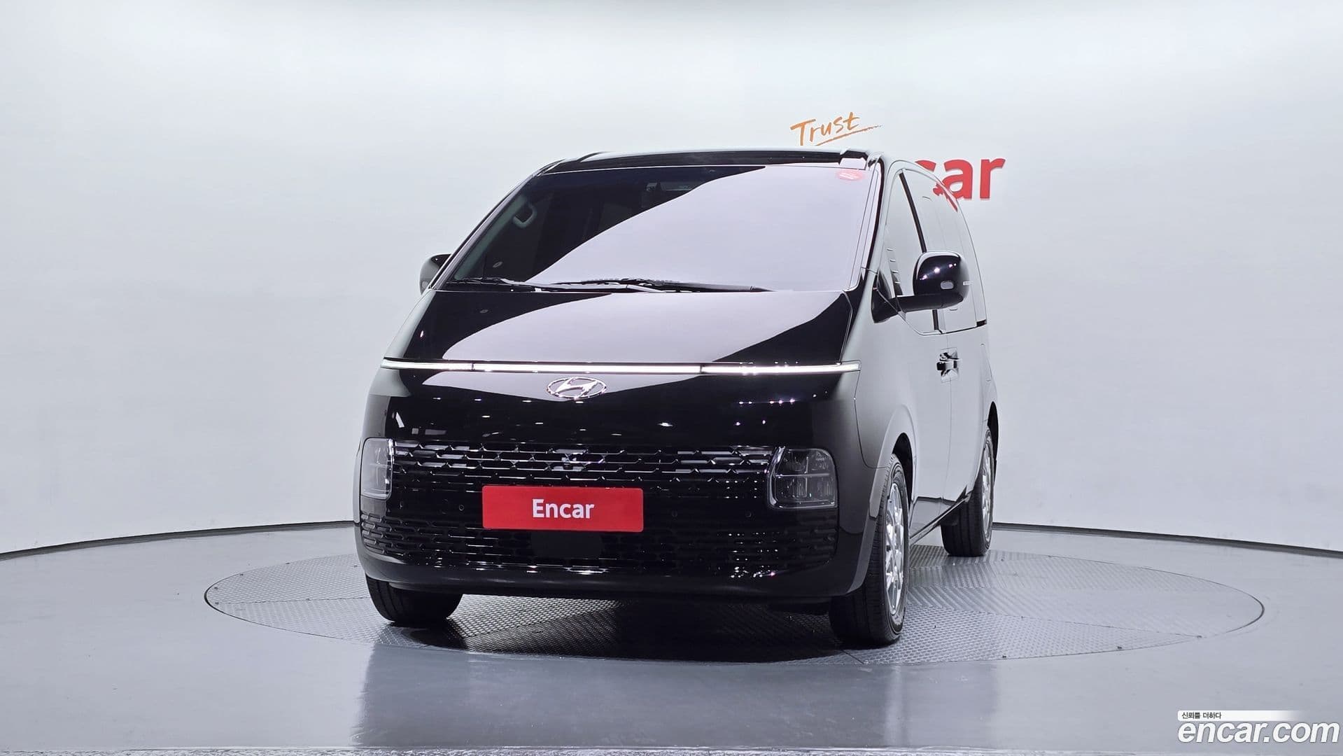 Main__Slider__Photo:Staria Hyundai 2024.0-2