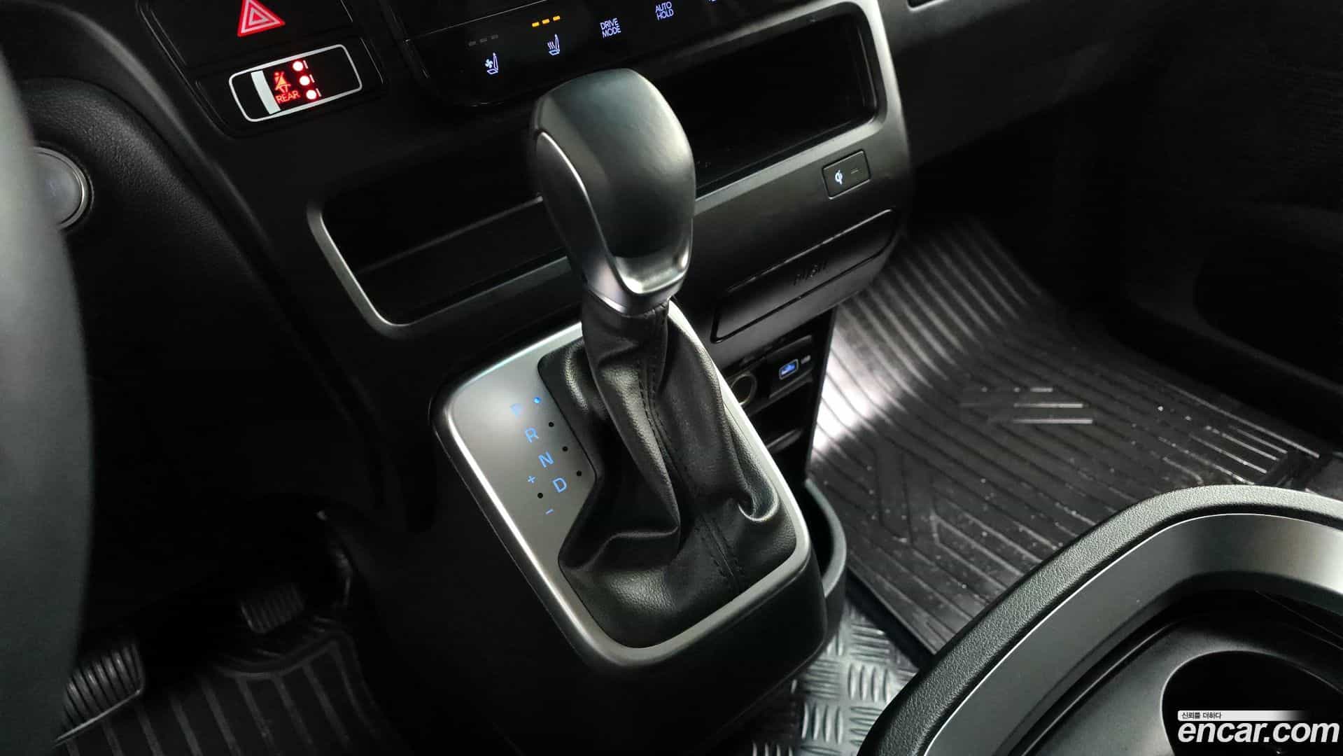 Staria Hyundai 2024.0-INNER-009