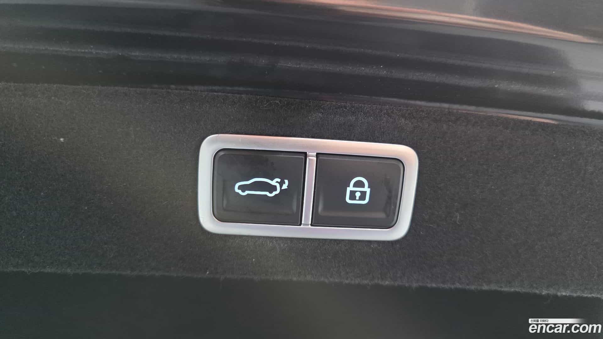 Grandeur Hyundai 2023.1-OPTION-024