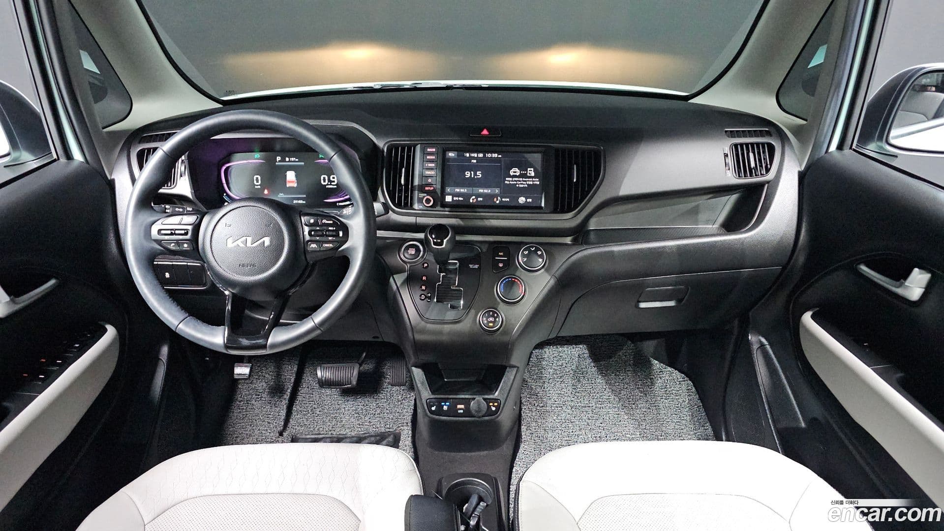 Main__Slider__Photo:RAY Kia 2024.1-6