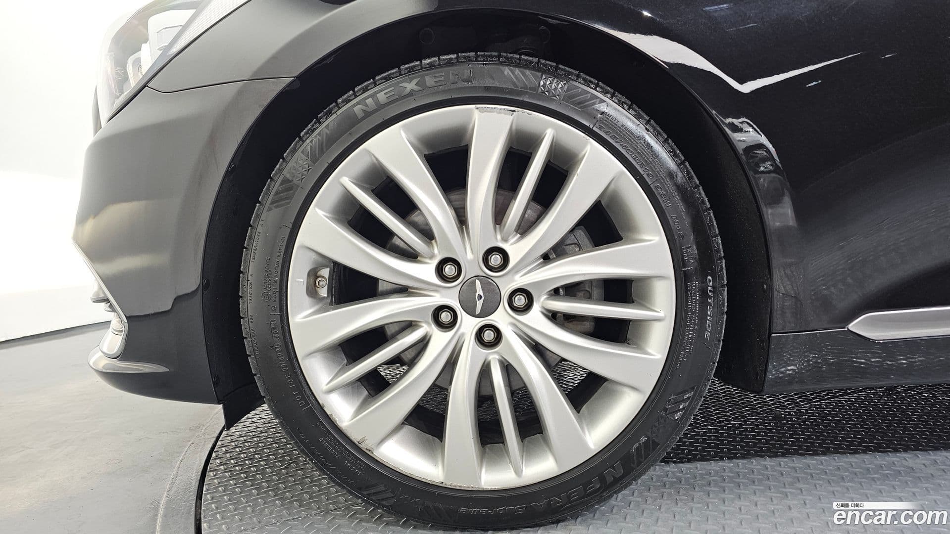 Main__Slider__Photo:G80 Genesis 2017.5-4