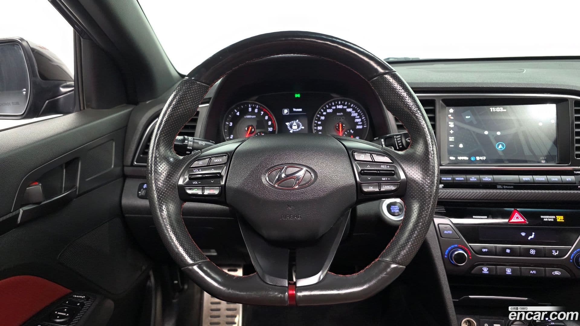 Main__Slider__Photo:AVANTE Hyundai 2016.9-12