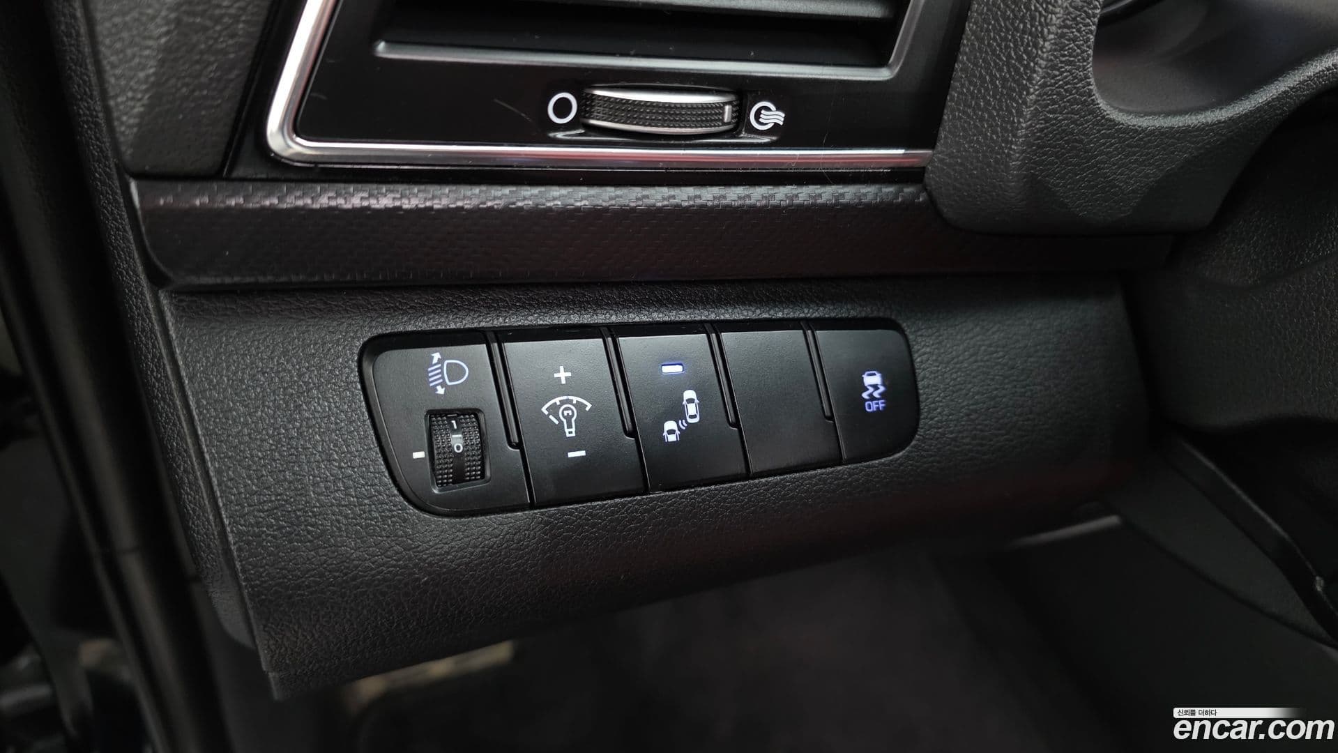 Main__Slider__Photo:AVANTE Hyundai 2016.9-13