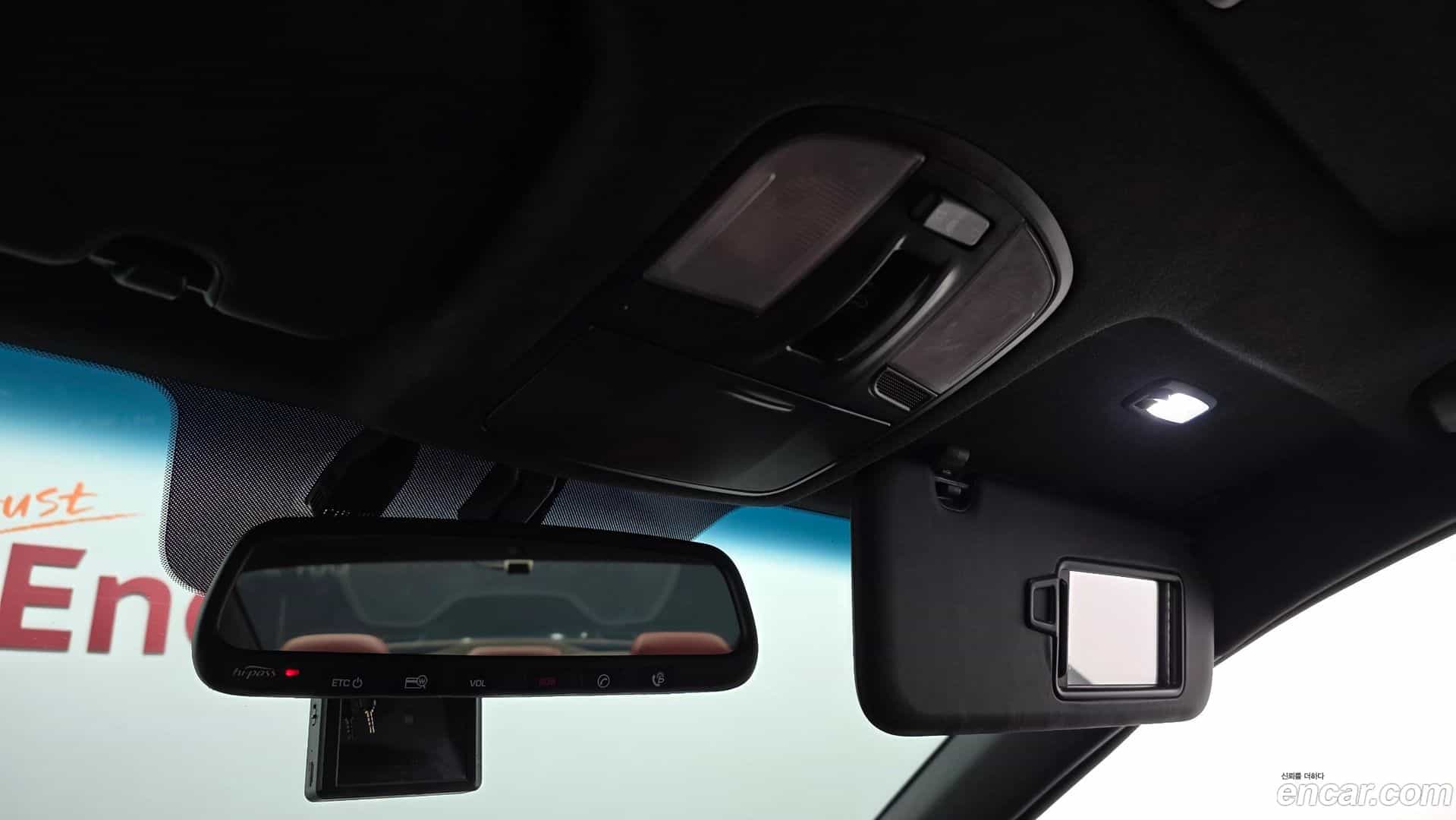 AVANTE Hyundai 2016.9-OPTION-024