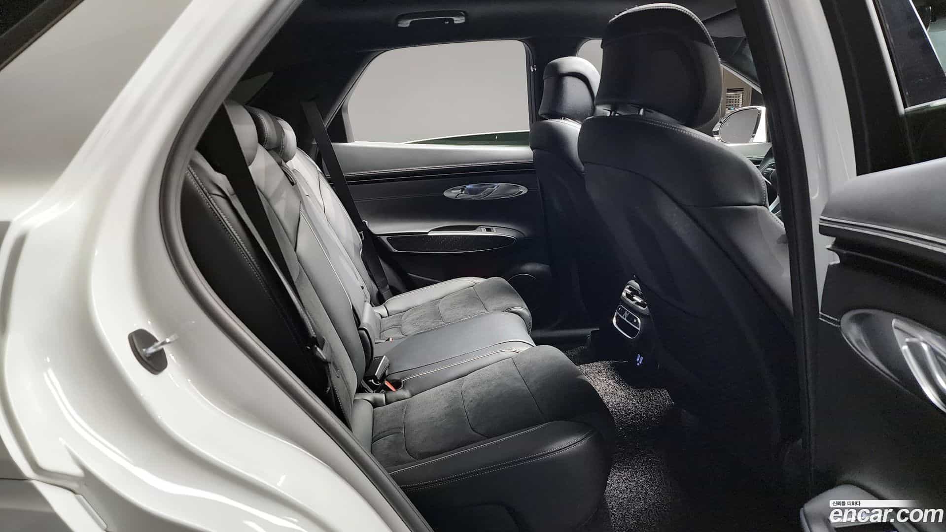 GV70 Genesis 2023.6-OPTION-016