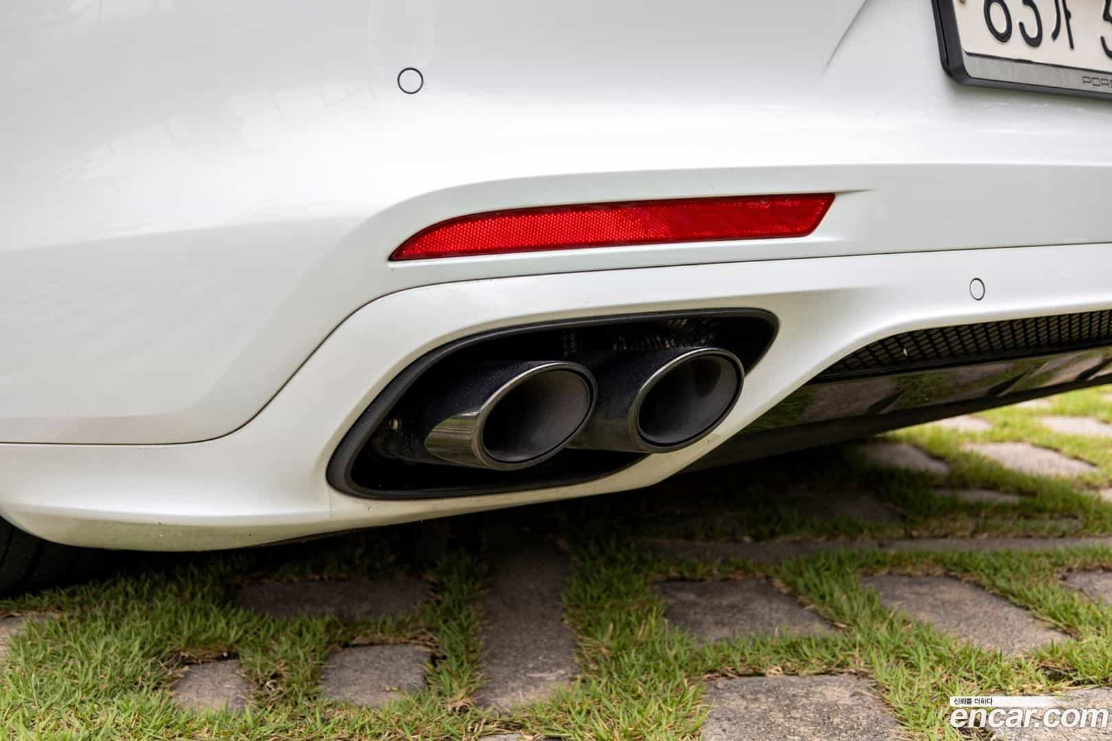 Panamera Porsche 2019.6-INNER-006