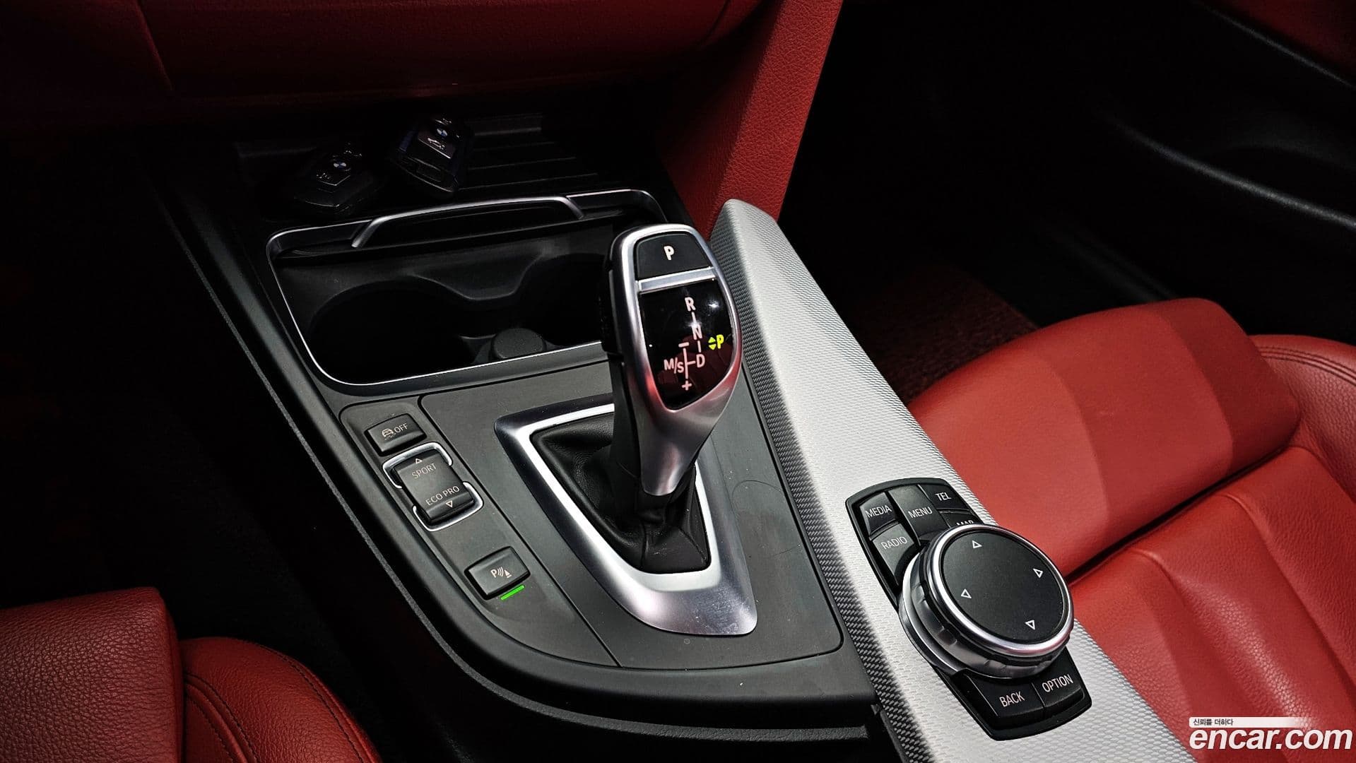 Main__Slider__Photo:4-Series BMW 2016.6-8