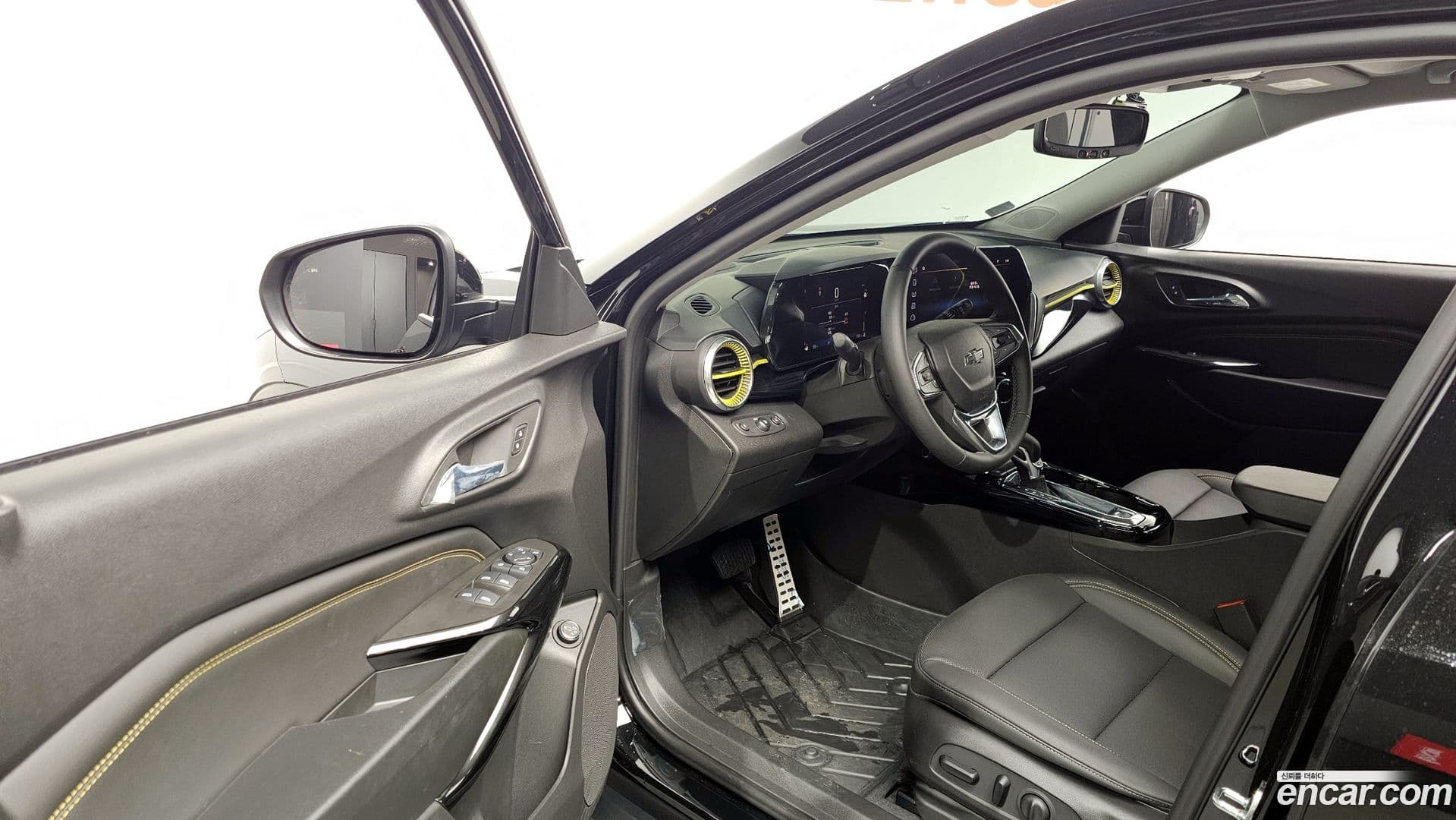 Main__Slider__Photo:Trax ChevroletGMDaewoo 2023.4-9