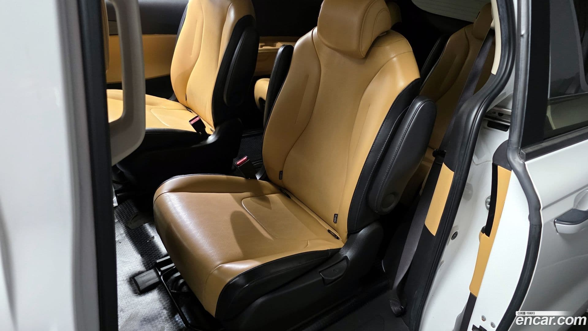 Main__Slider__Photo:Canival Kia 2020.10-10