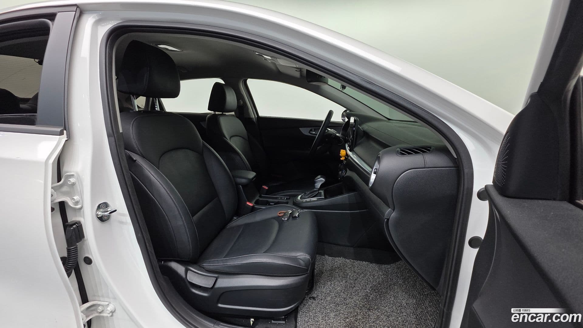 Main__Slider__Photo:K3 Kia 2021.6-9