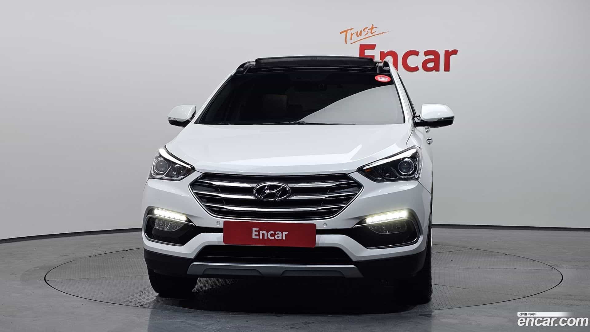 Santafe Hyundai 2015.9-OUTER-003