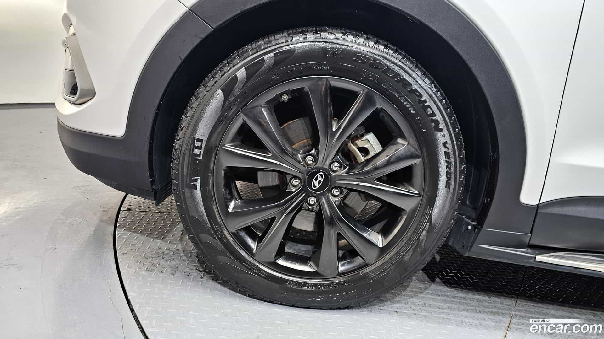 Santafe Hyundai 2015.9-OUTER-005