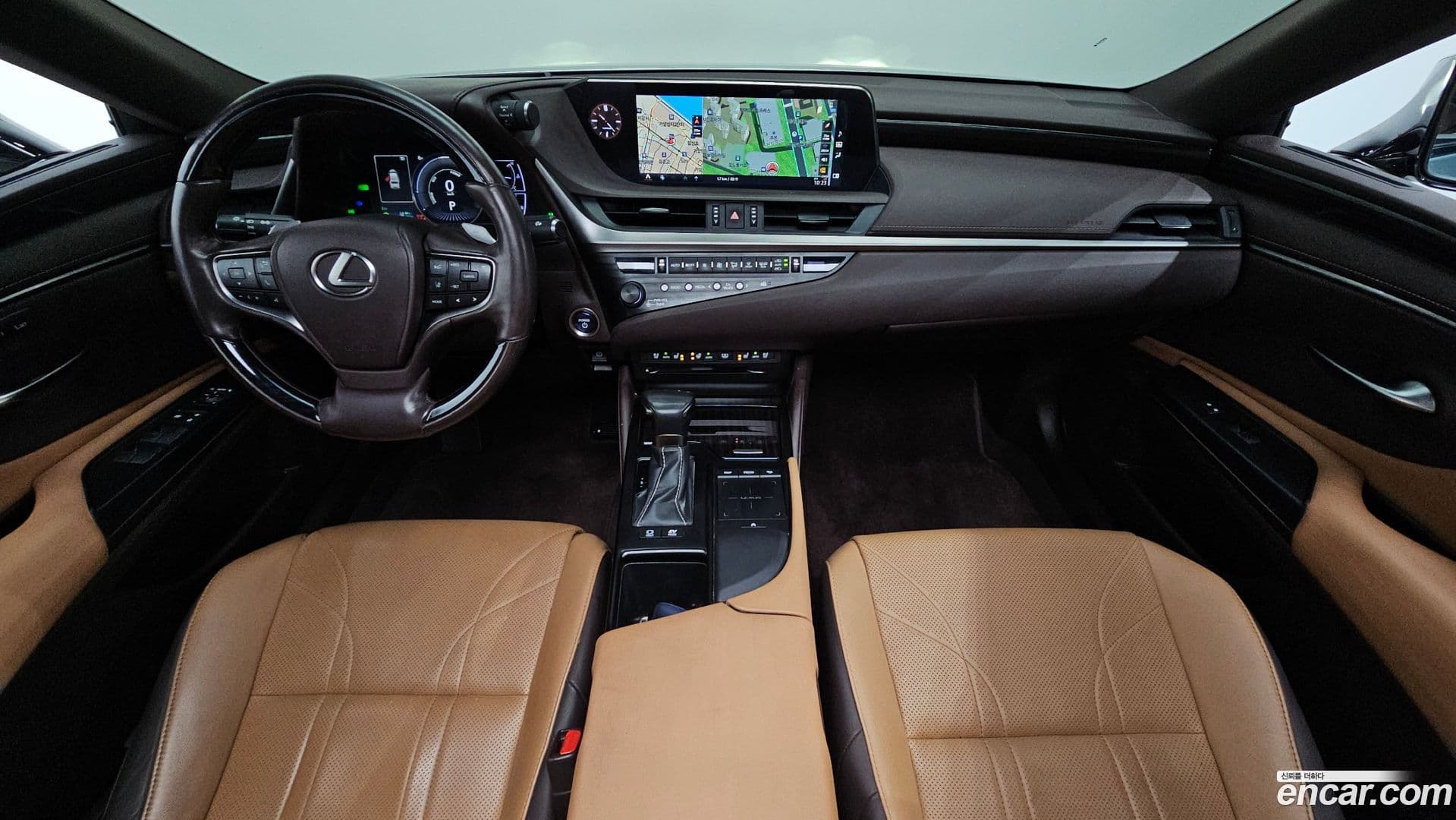 Main__Slider__Photo:ES Lexus 2018.11-6