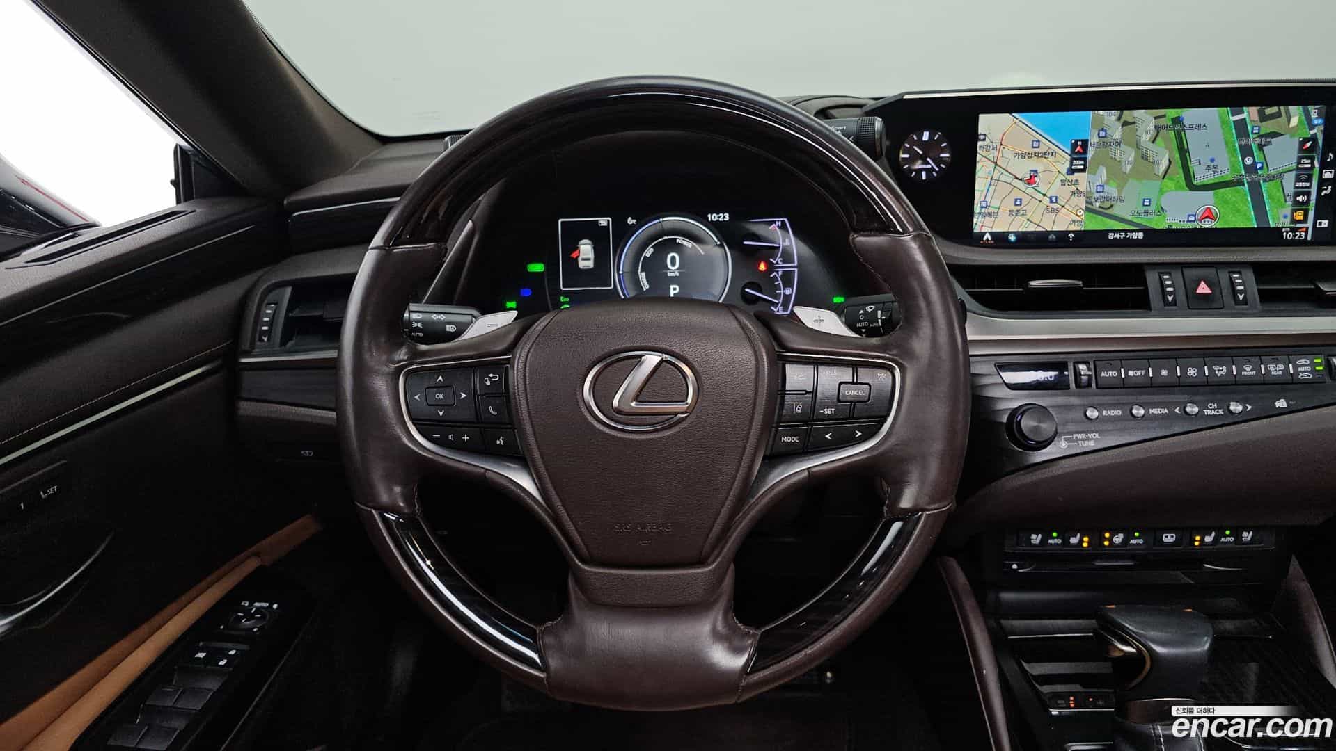 ES Lexus 2018.11-OPTION-017