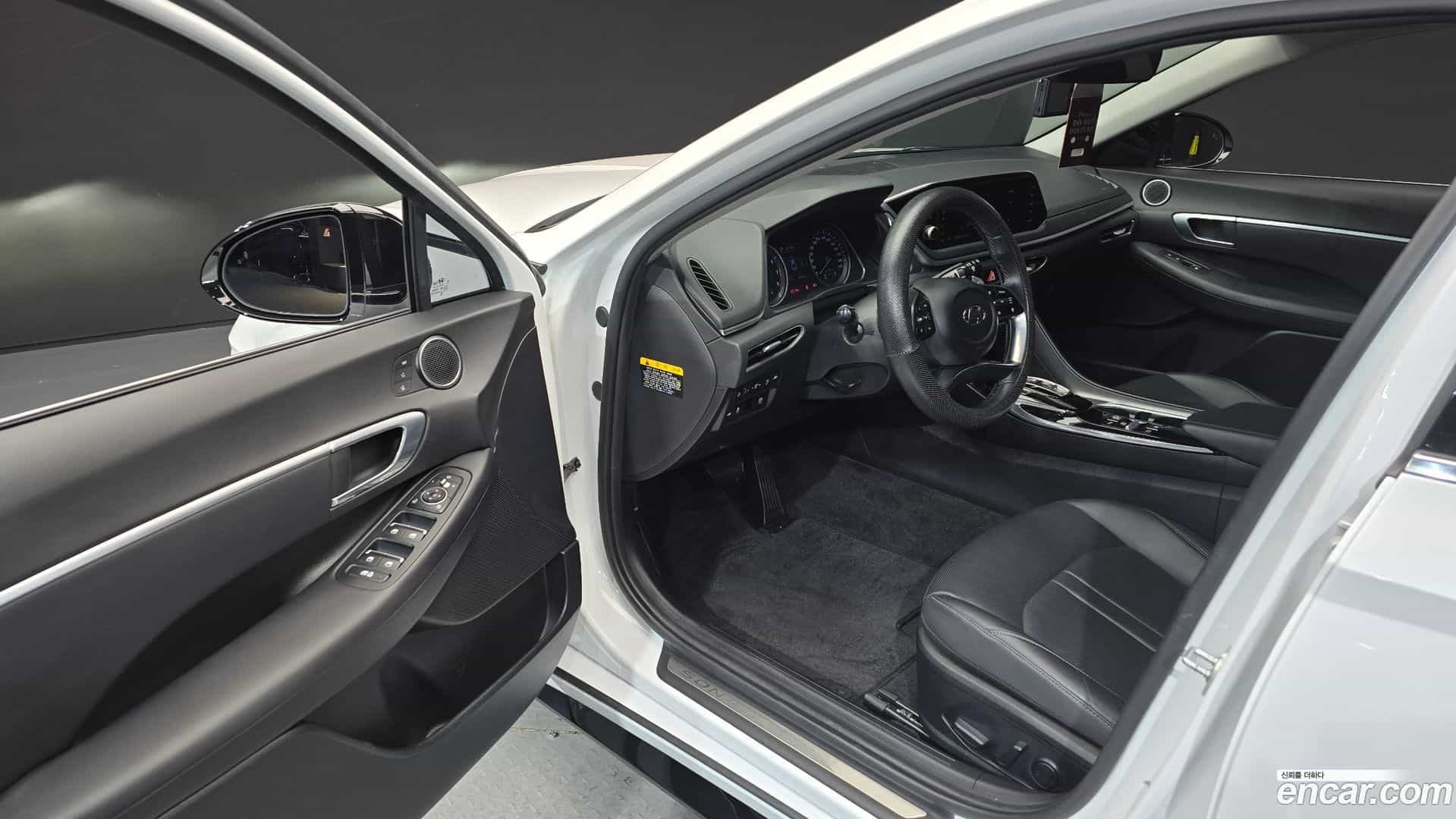 Sonata Hyundai 2020.0-INNER-010