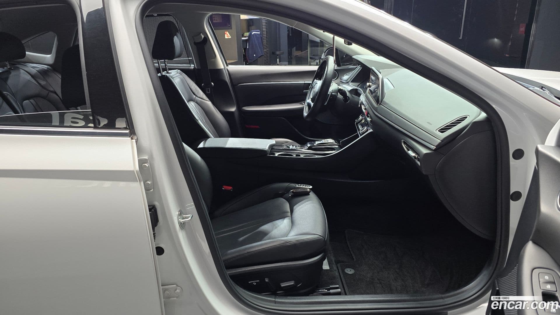 Main__Slider__Photo:Sonata Hyundai 2020.0-10