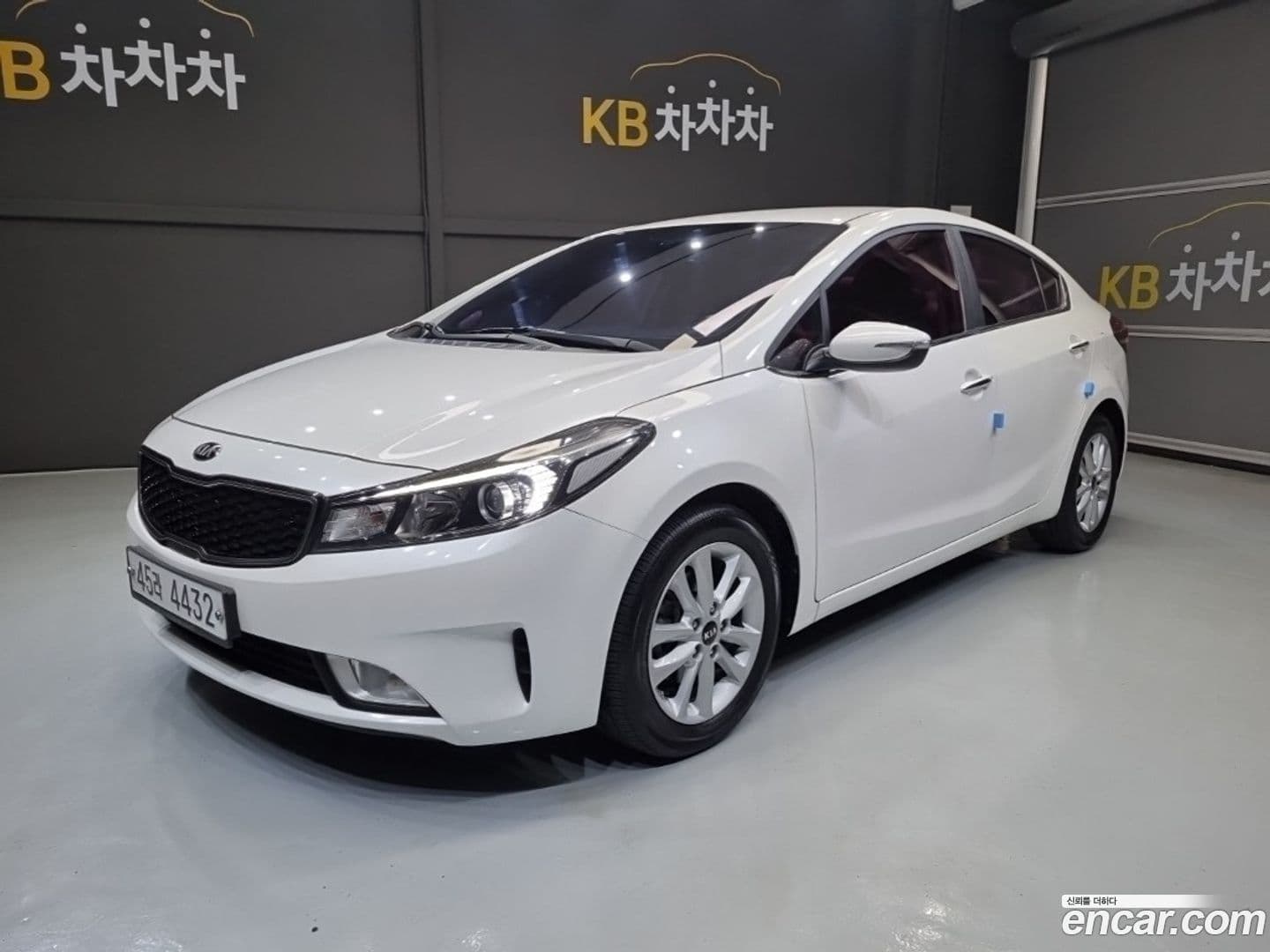 Main__Slider__Photo:K3 Kia 2016.1-0