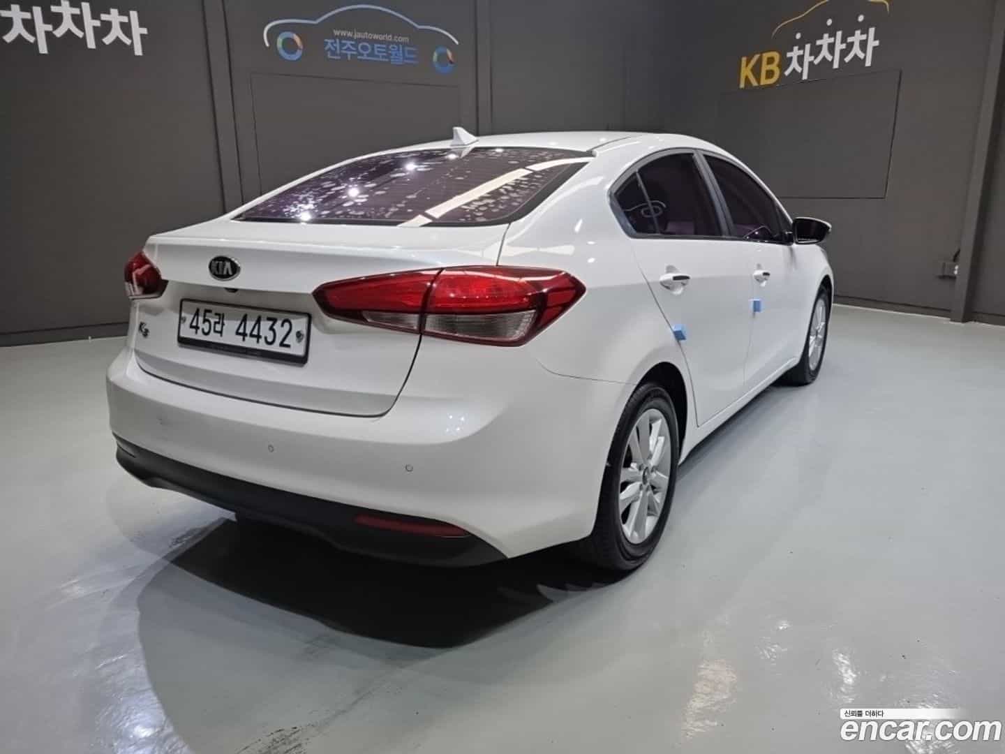 K3 Kia 2016.1-OUTER-003