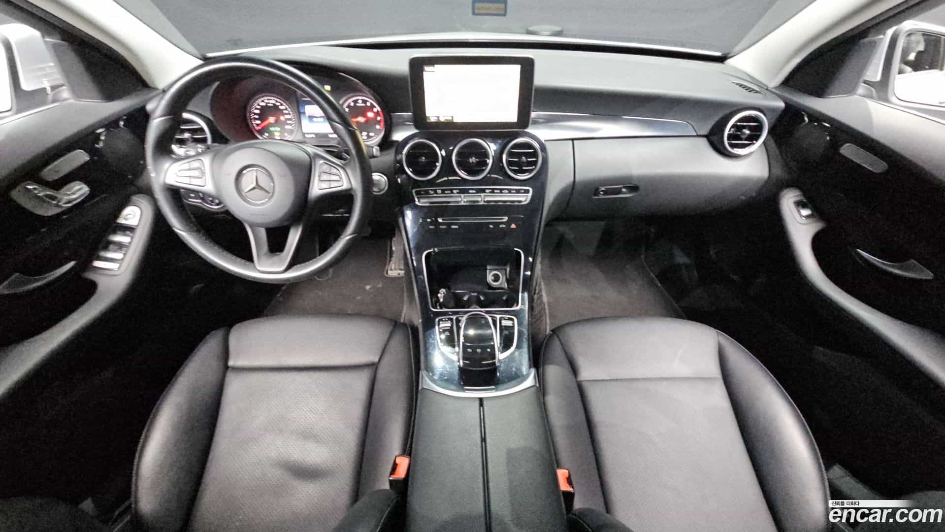 C-Class Mercedes-Benz 2015.8-INNER-007