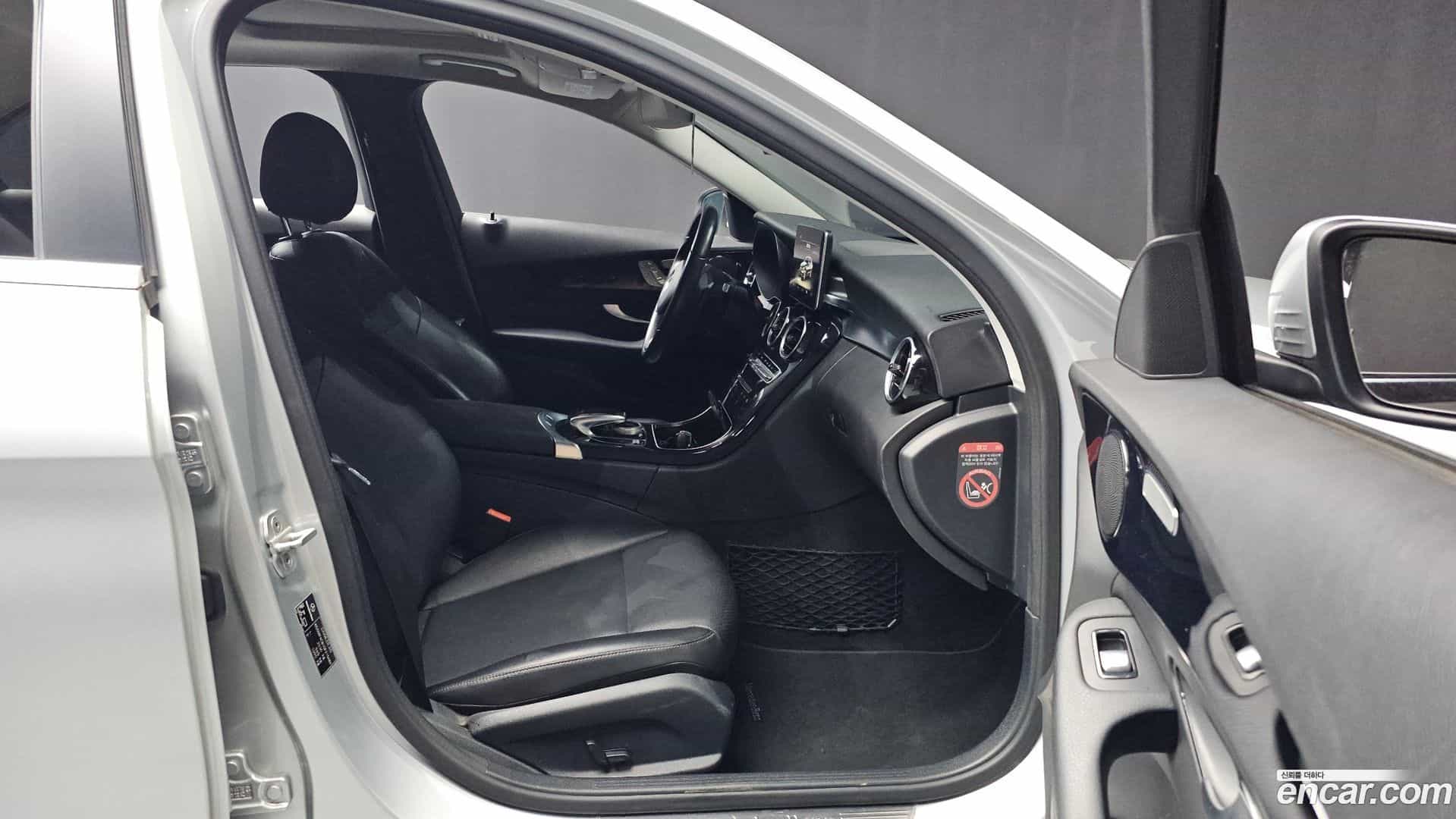 C-Class Mercedes-Benz 2015.8-OPTION-015