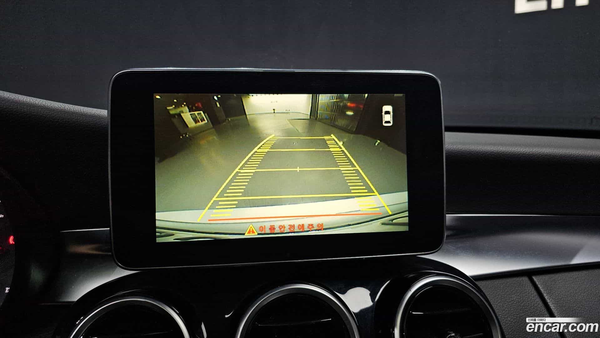 C-Class Mercedes-Benz 2015.8-OPTION-019